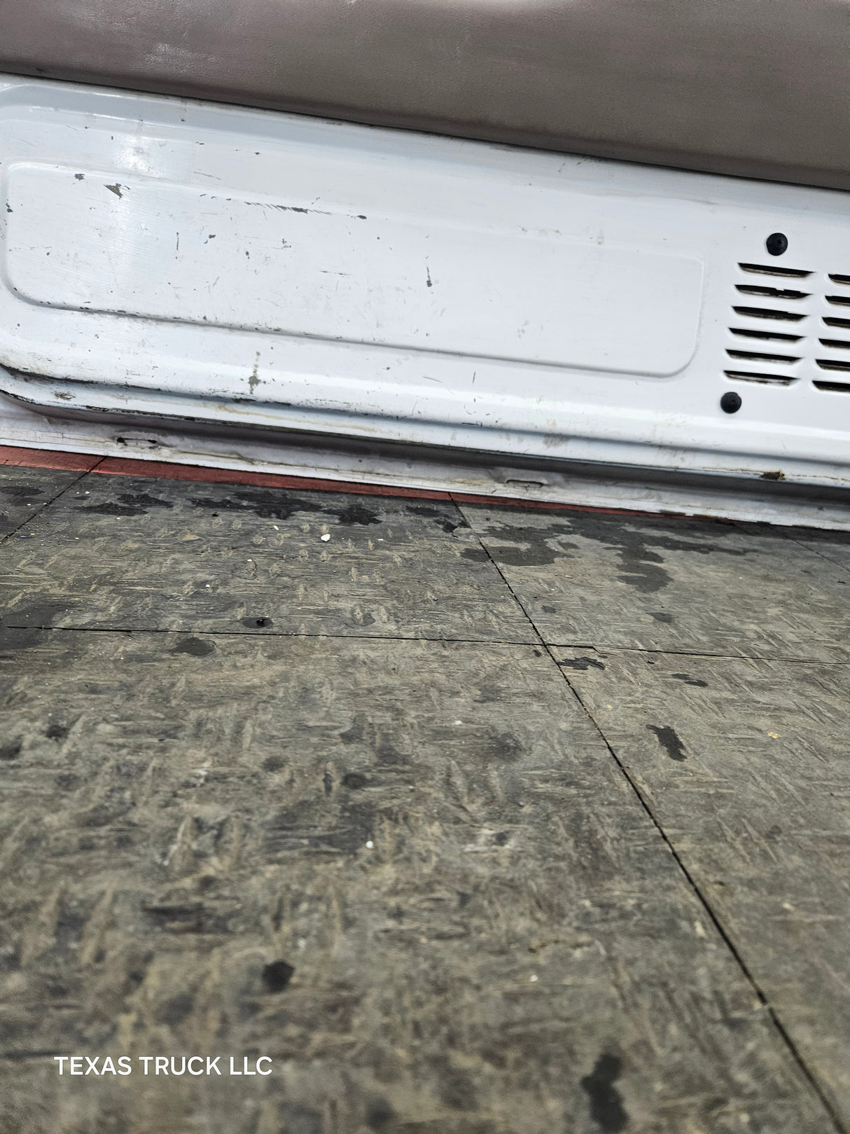 1987-1997 Ford F Series F250 F350 F450 F550 Passenger Side Front Door RH