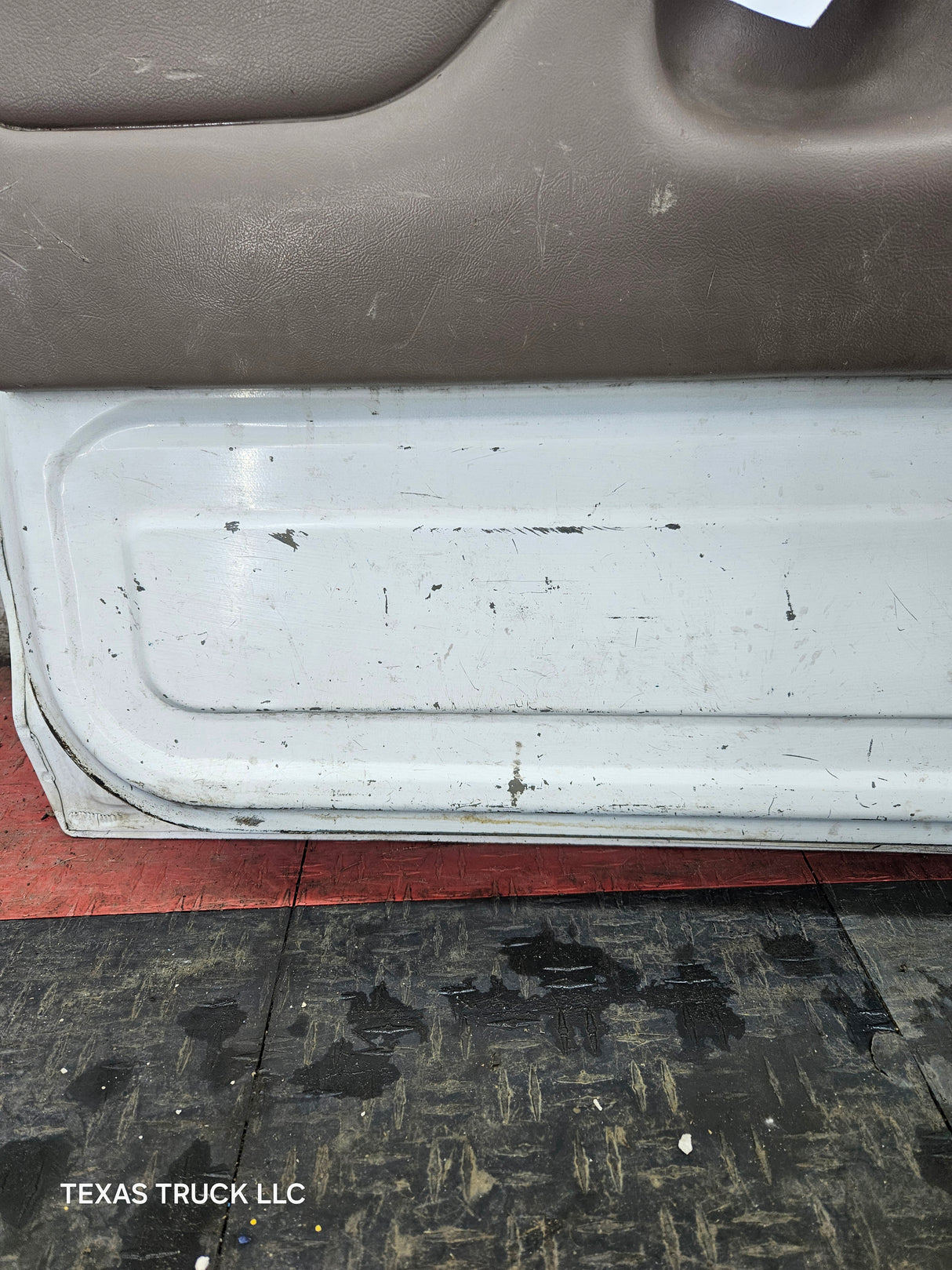 1987-1997 Ford F Series F250 F350 F450 F550 Passenger Side Front Door RH