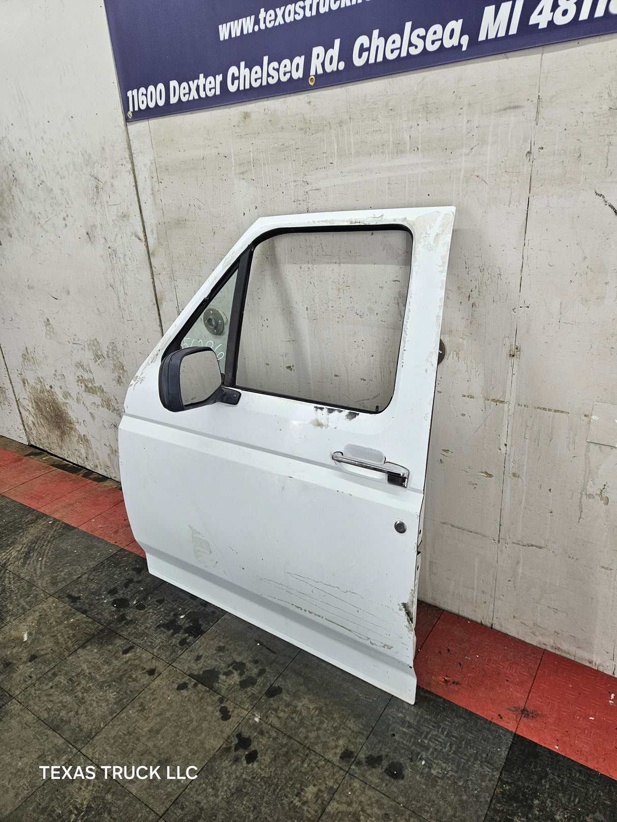 1987-1997 Ford F Series F250 F350 F450 F550 Driver Side Front Door LH