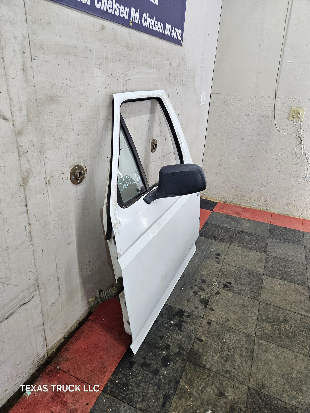 1987-1997 Ford F Series F250 F350 F450 F550 Driver Side Front Door LH