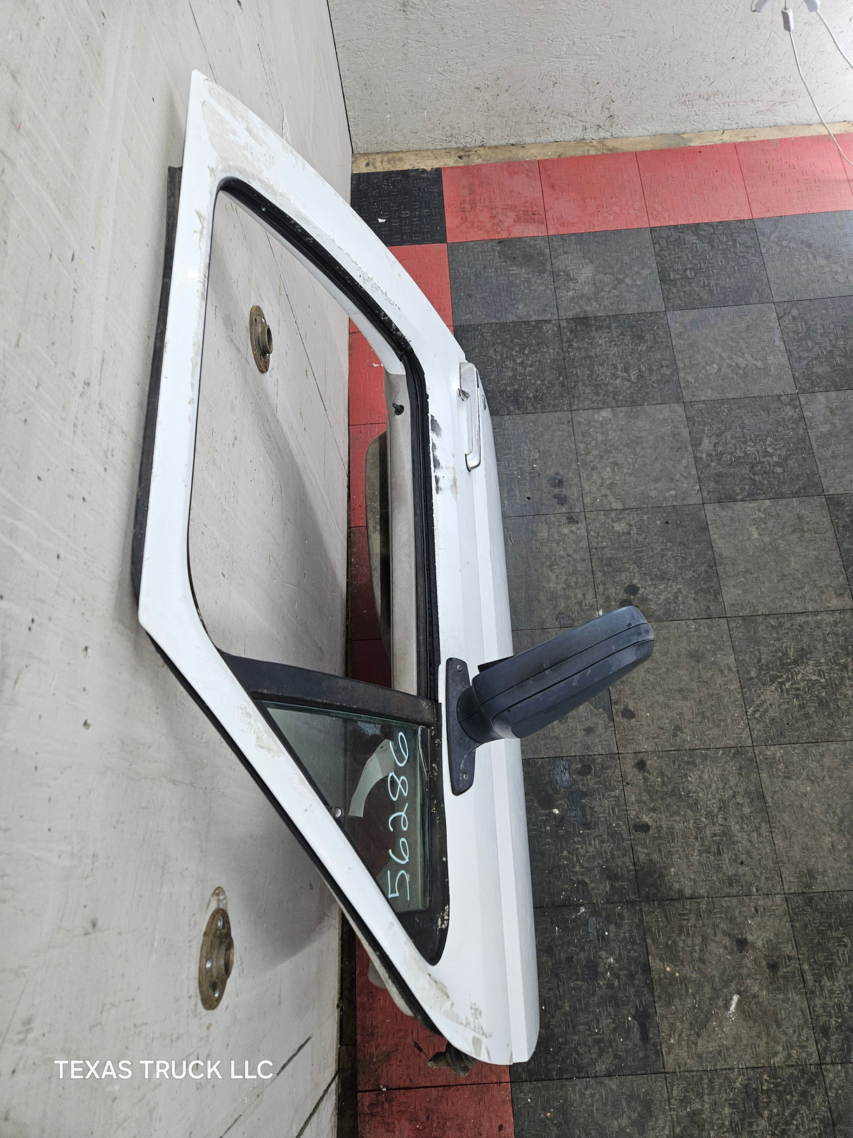 1987-1997 Ford F Series F250 F350 F450 F550 Driver Side Front Door LH