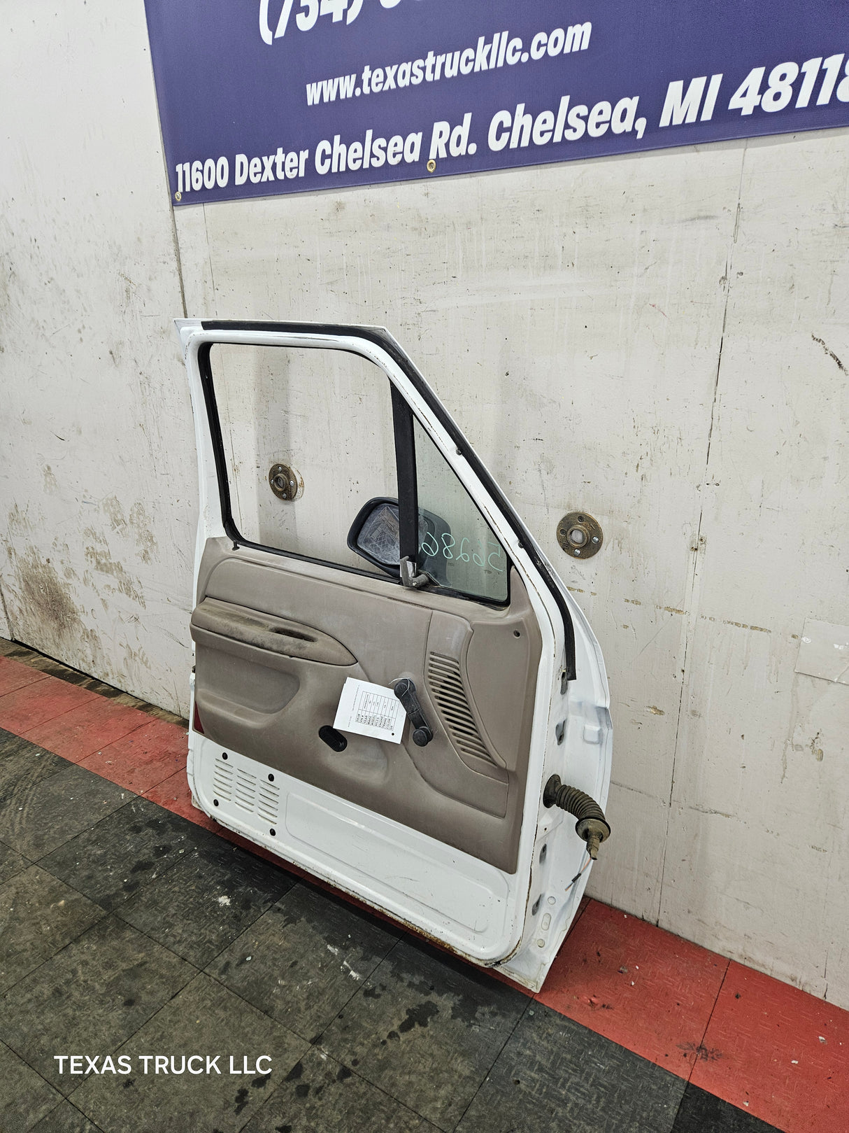 1987-1997 Ford F Series F250 F350 F450 F550 Driver Side Front Door LH