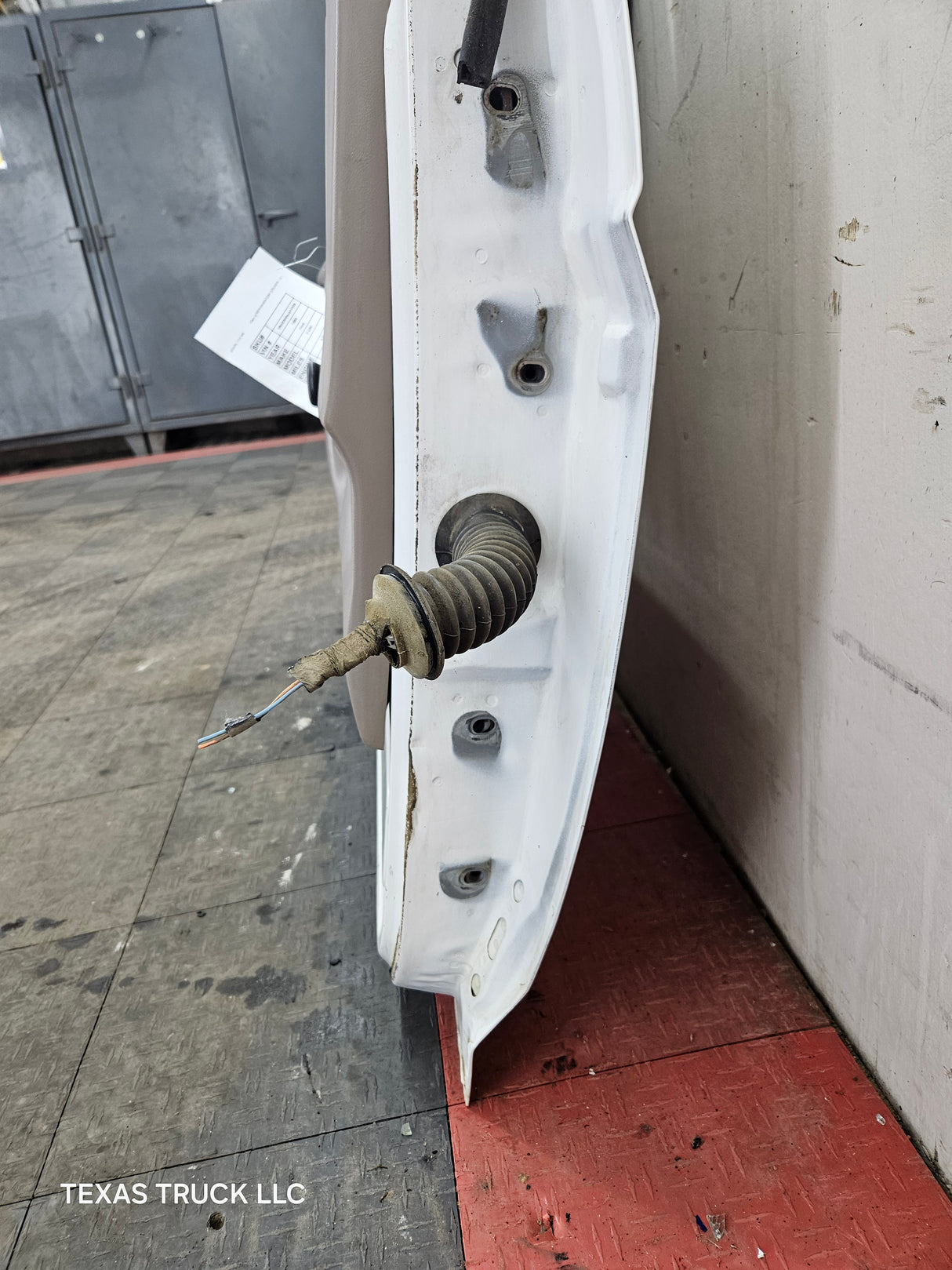 1987-1997 Ford F Series F250 F350 F450 F550 Driver Side Front Door LH