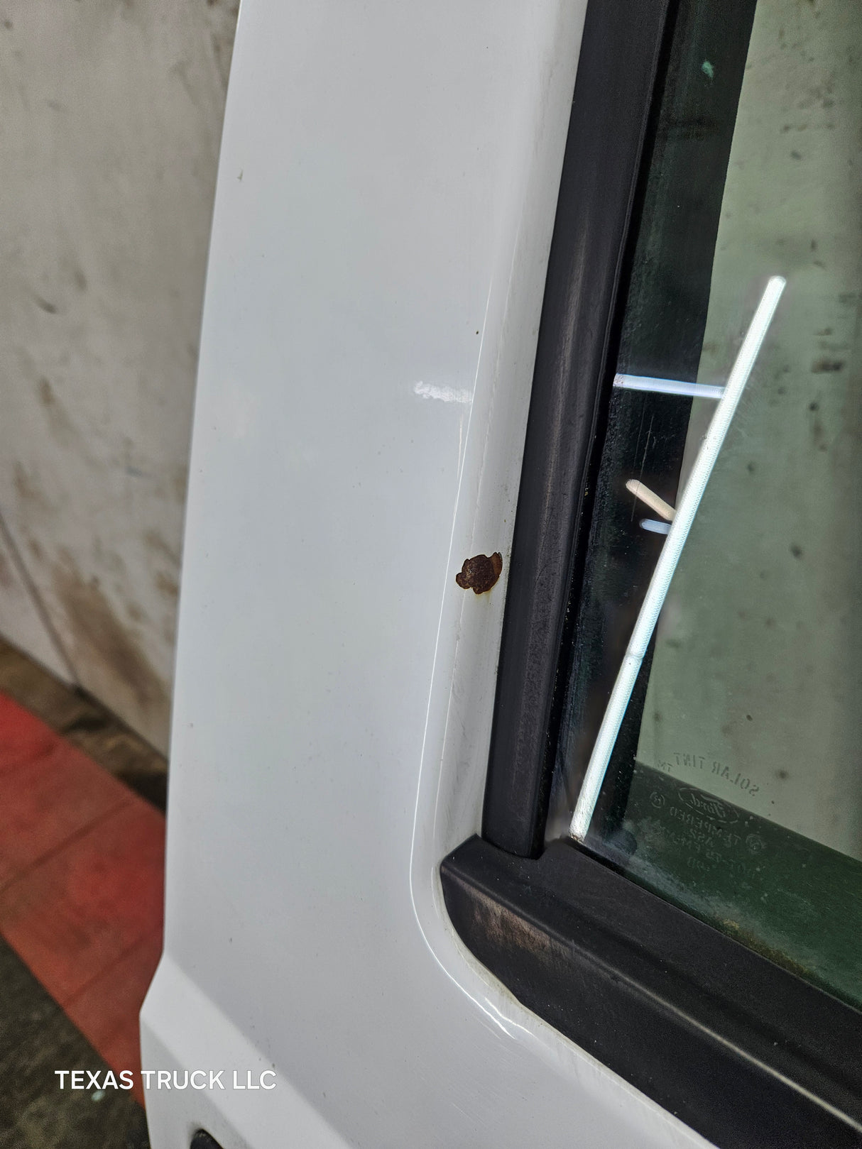 1999-2011 Ford Super Duty Front Passenger Side Door F250 F350 F450 F550 - Oxford White