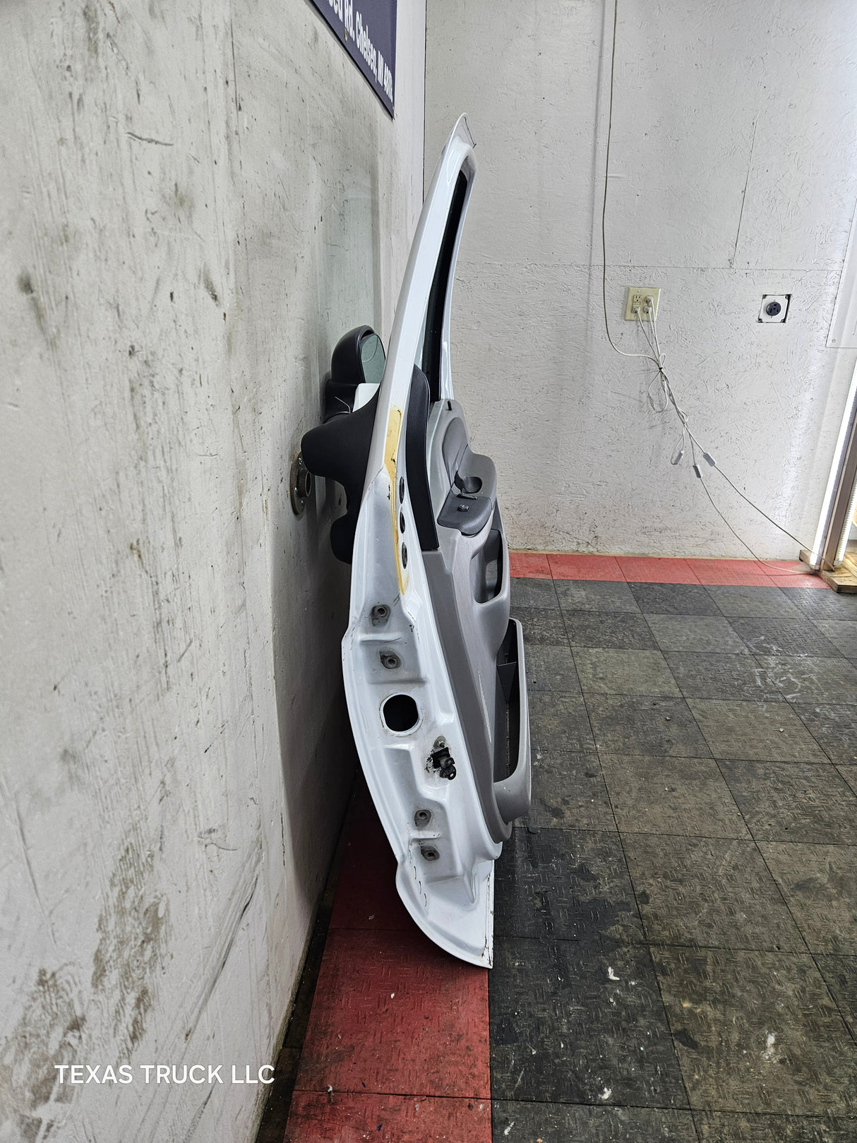 1999-2011 Ford Super Duty Front Passenger Side Door F250 F350 F450 F550 - Oxford White