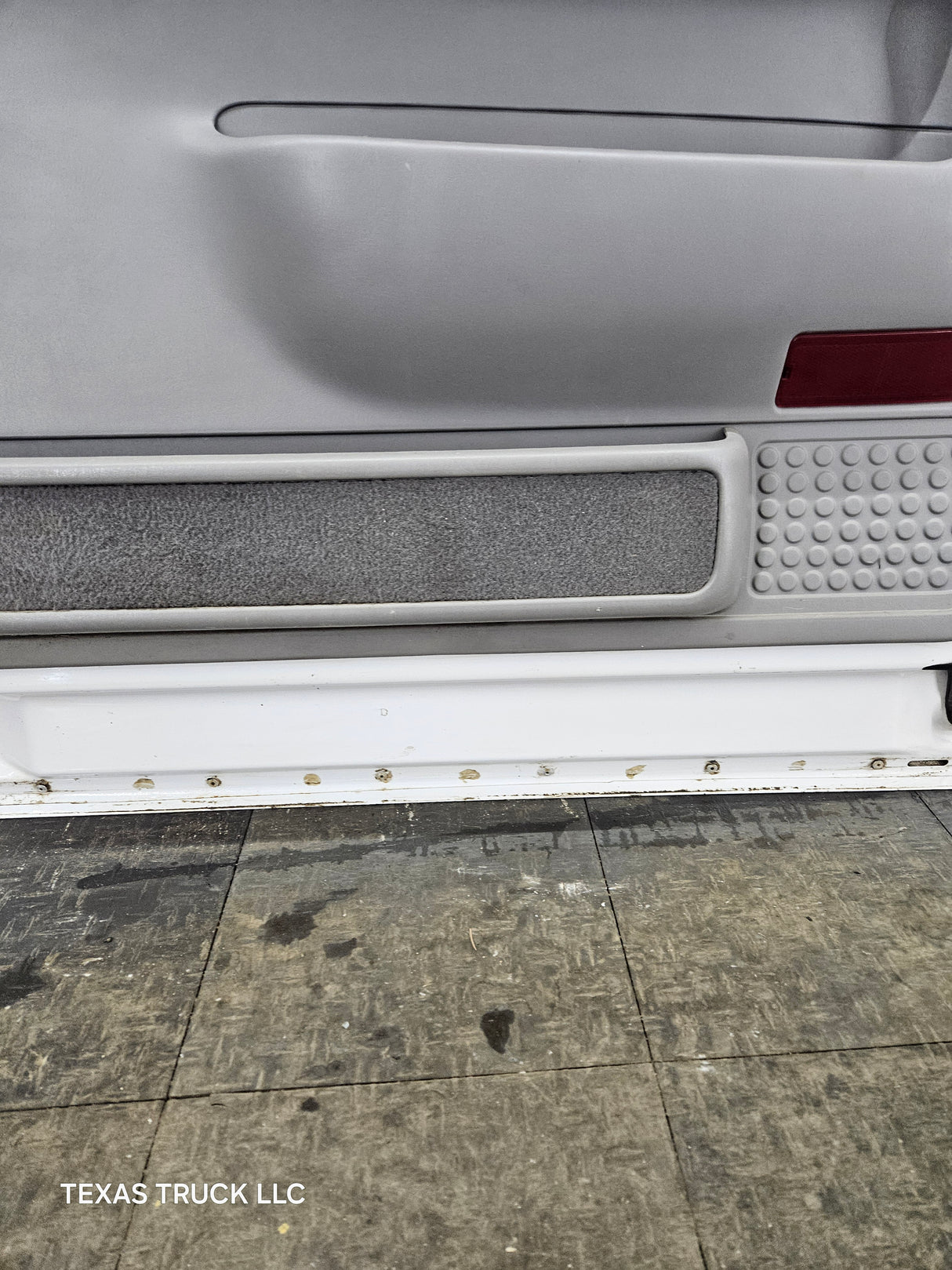 1999-2011 Ford Super Duty Front Passenger Side Door F250 F350 F450 F550 - Oxford White