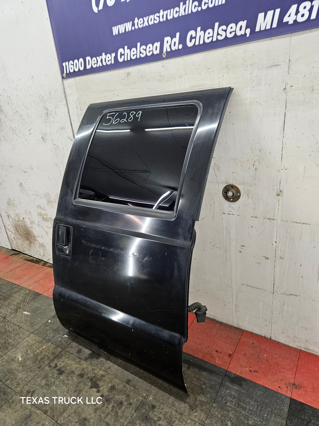 1999-2011 Ford Super Duty F250 F350 F450 F550 RH Crew Cab Passenger Side Rear Door