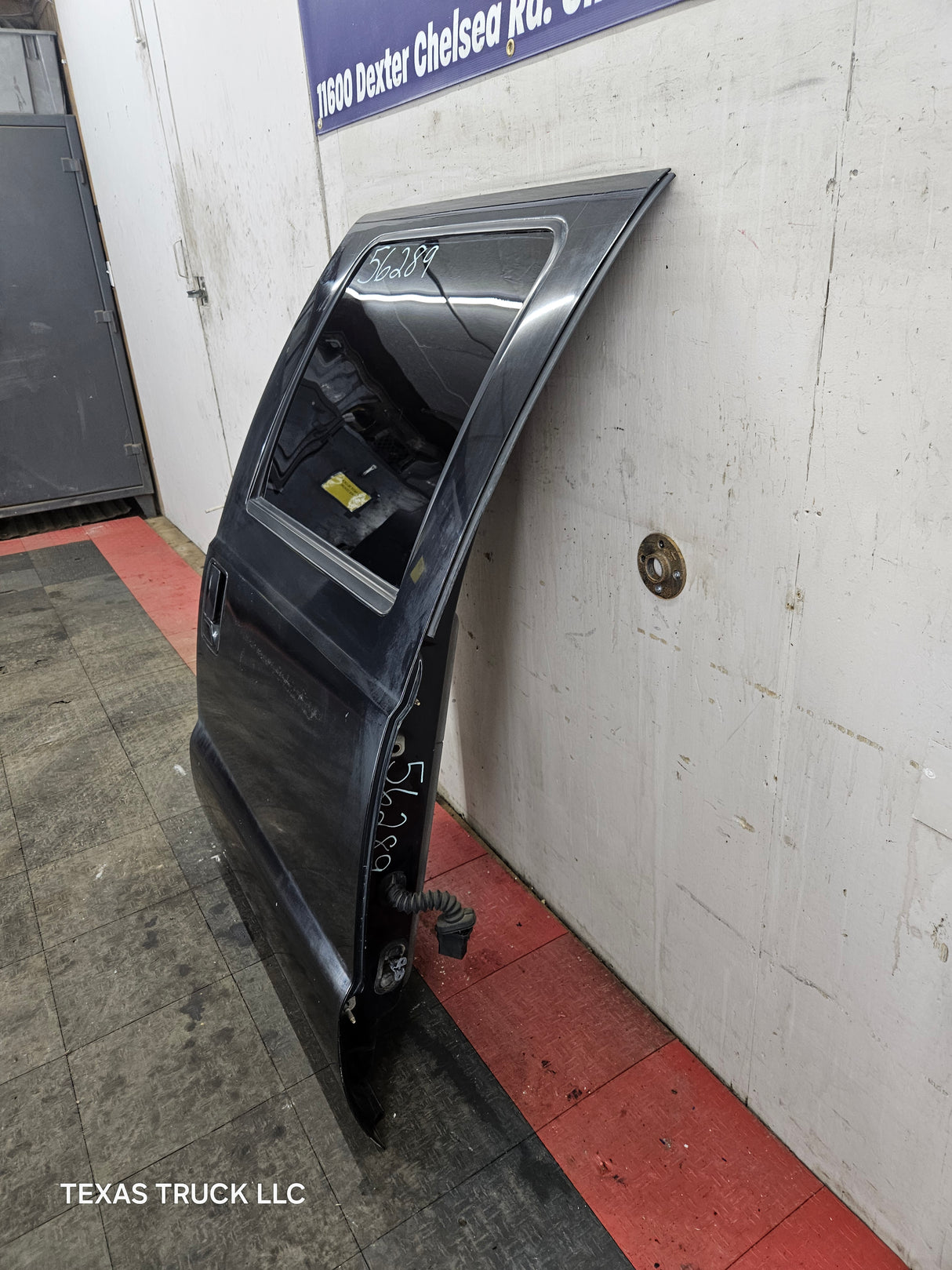 1999-2011 Ford Super Duty F250 F350 F450 F550 RH Crew Cab Passenger Side Rear Door