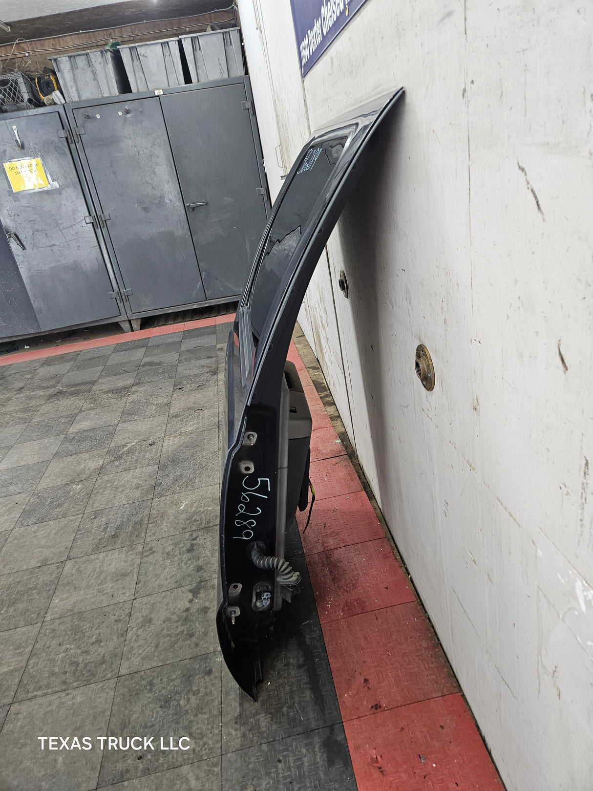 1999-2011 Ford Super Duty F250 F350 F450 F550 RH Crew Cab Passenger Side Rear Door