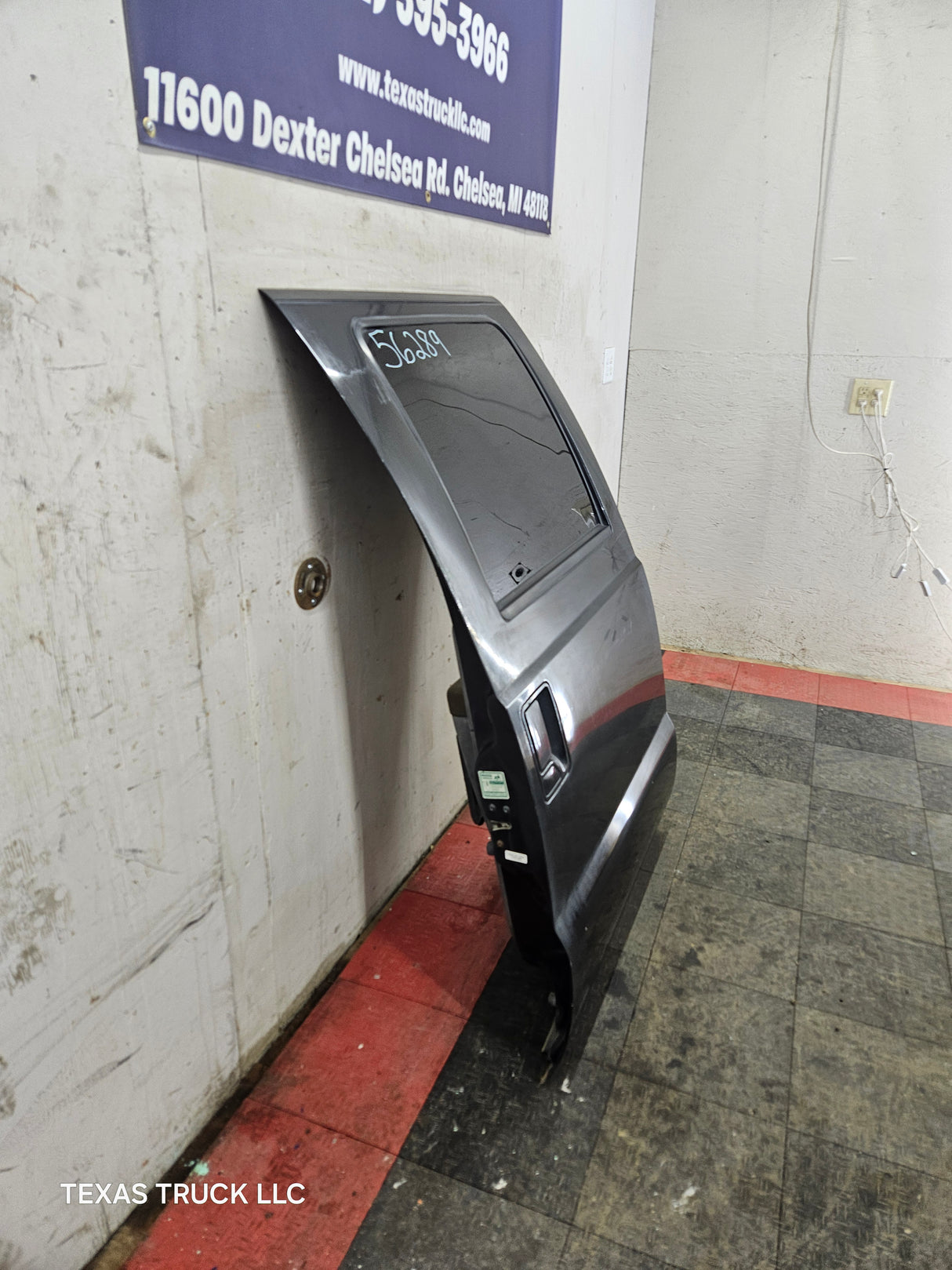 1999-2011 Ford Super Duty F250 F350 F450 F550 RH Crew Cab Passenger Side Rear Door