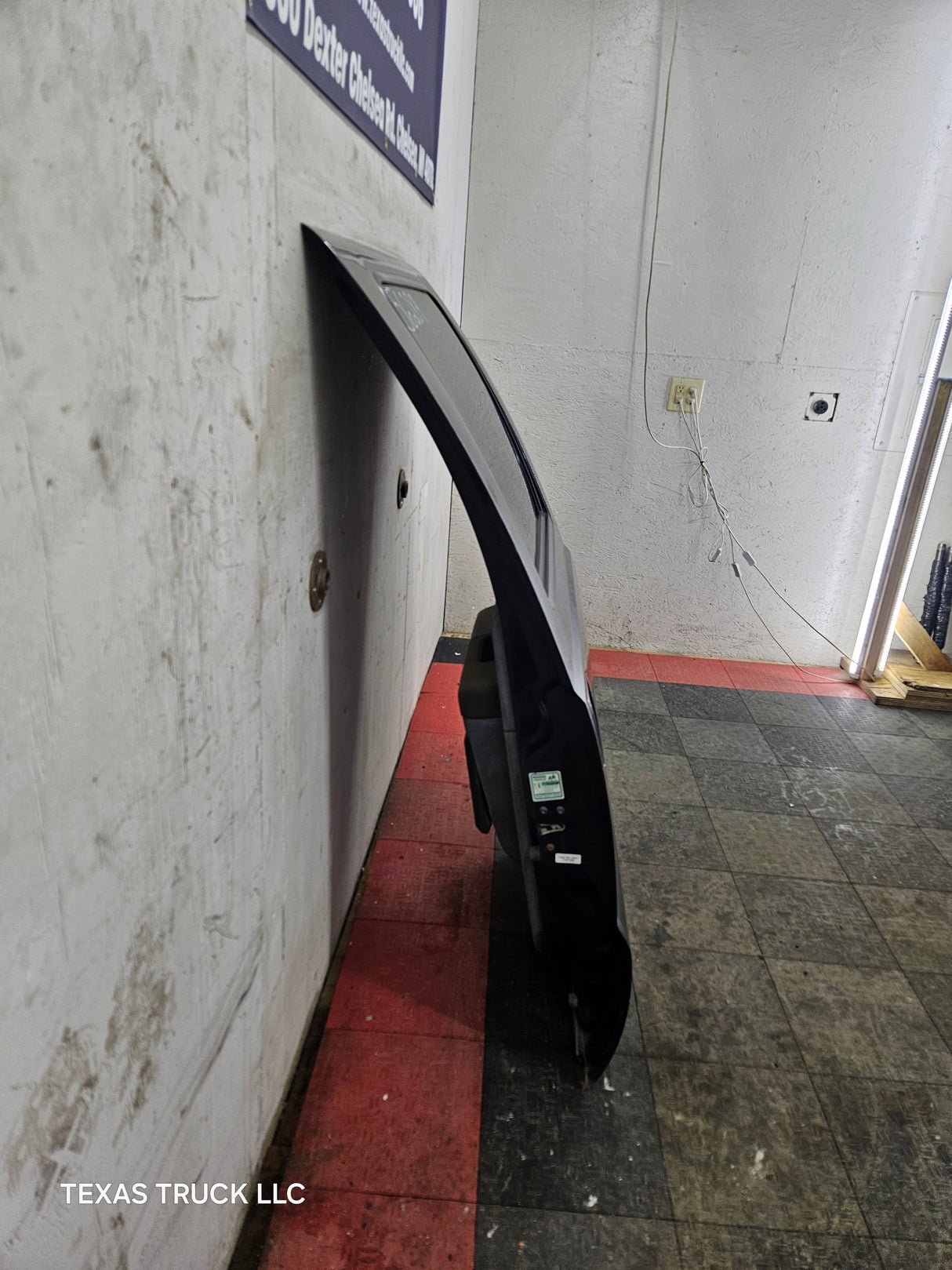 1999-2011 Ford Super Duty F250 F350 F450 F550 RH Crew Cab Passenger Side Rear Door