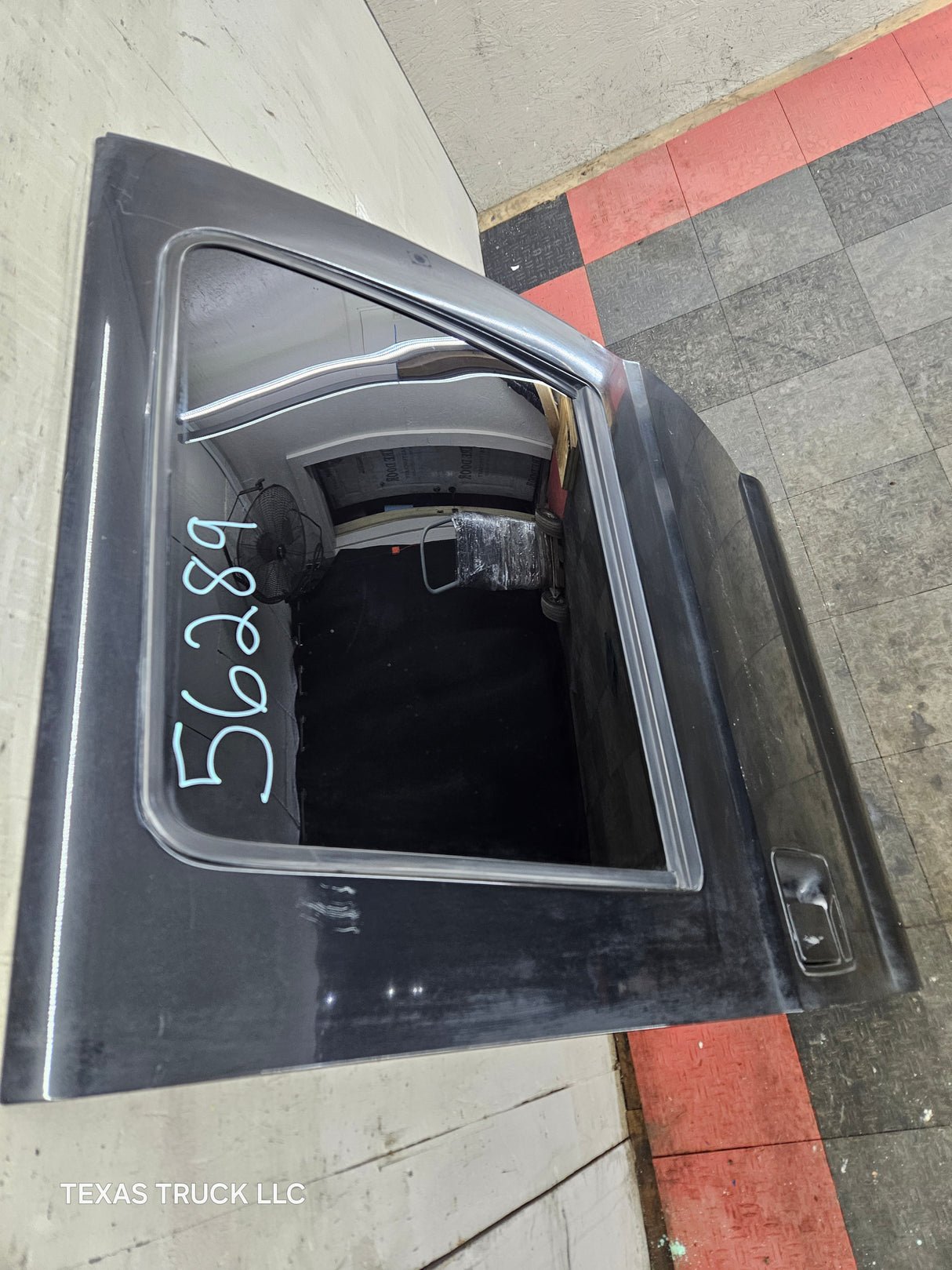 1999-2011 Ford Super Duty F250 F350 F450 F550 RH Crew Cab Passenger Side Rear Door