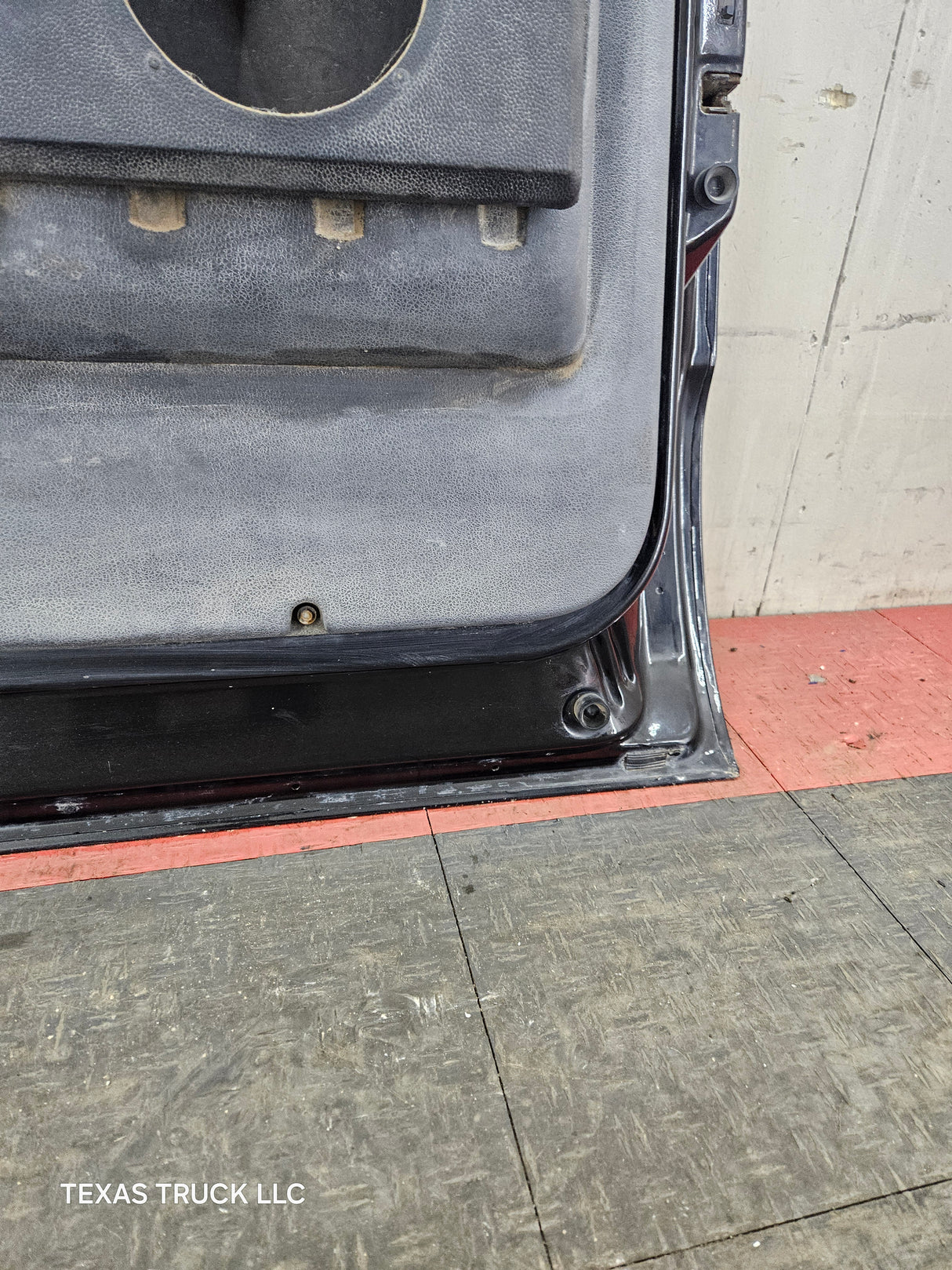 1999-2011 Ford Super Duty F250 F350 F450 F550 RH Crew Cab Passenger Side Rear Door