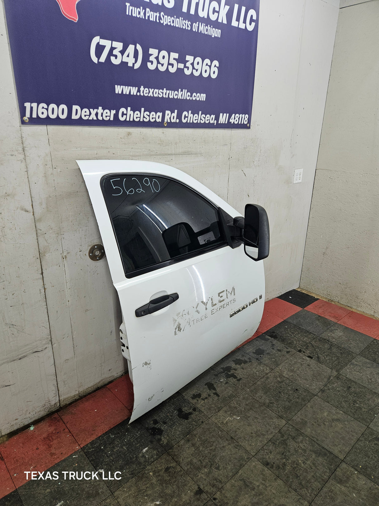 2007-2013 Chevrolet Silverado / GMC Sierra 1500 2500 3500 HD RH Front Passenger Side Door