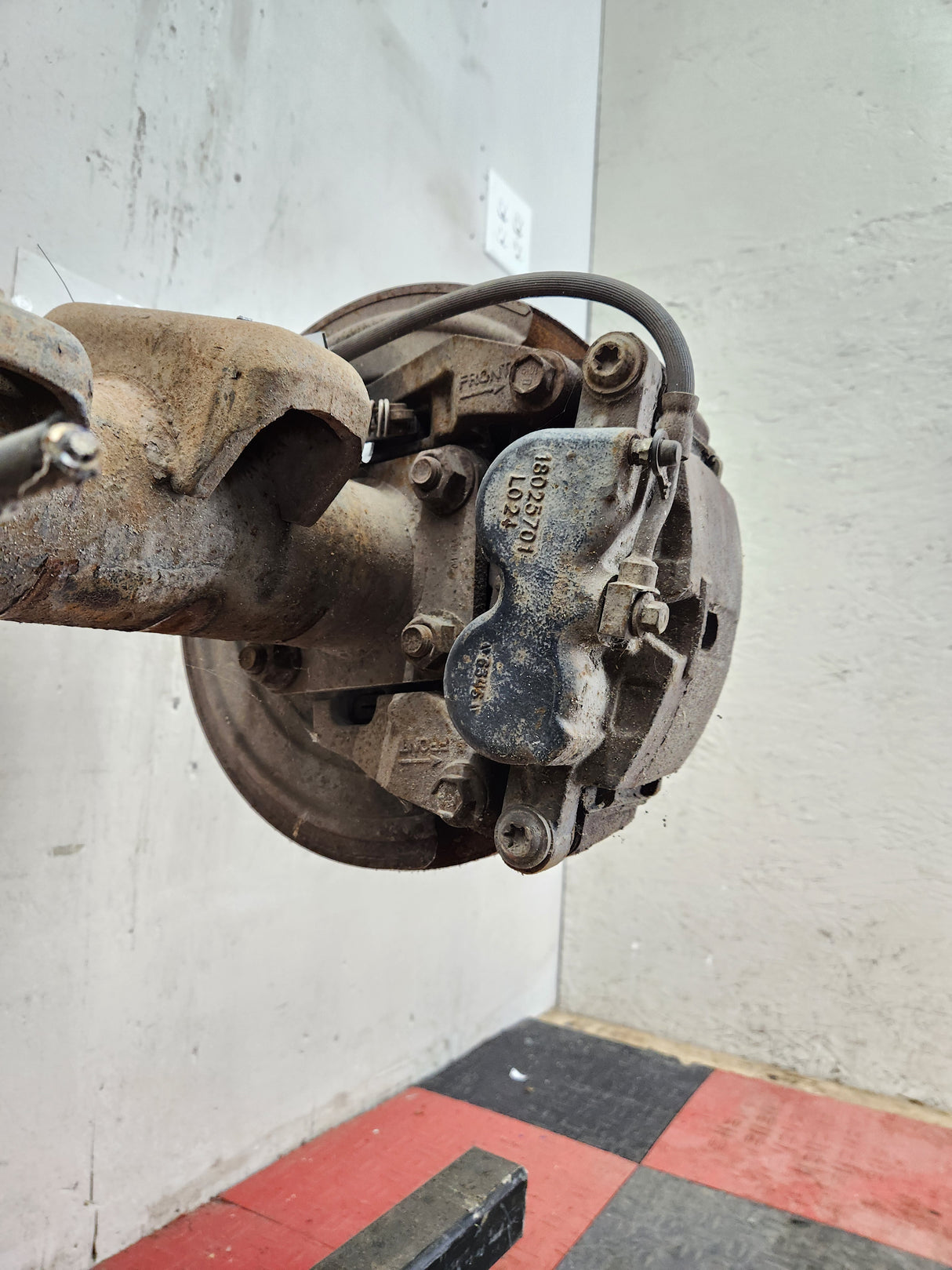 2001-2007 Chevrolet Silverado / GMC Sierra 2500 3500 HD Rear Axle 4.10 10.5"