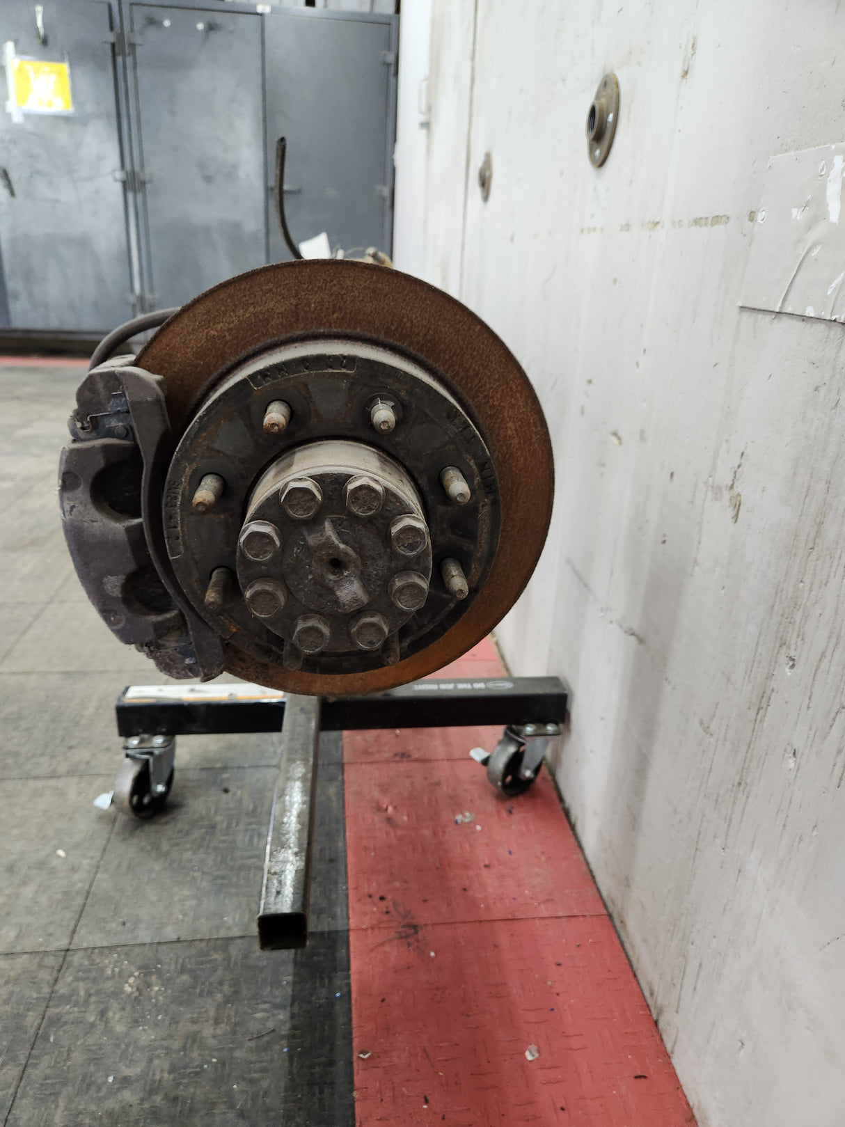 2001-2007 Chevrolet Silverado / GMC Sierra 2500 3500 HD Rear Axle 4.10 10.5"