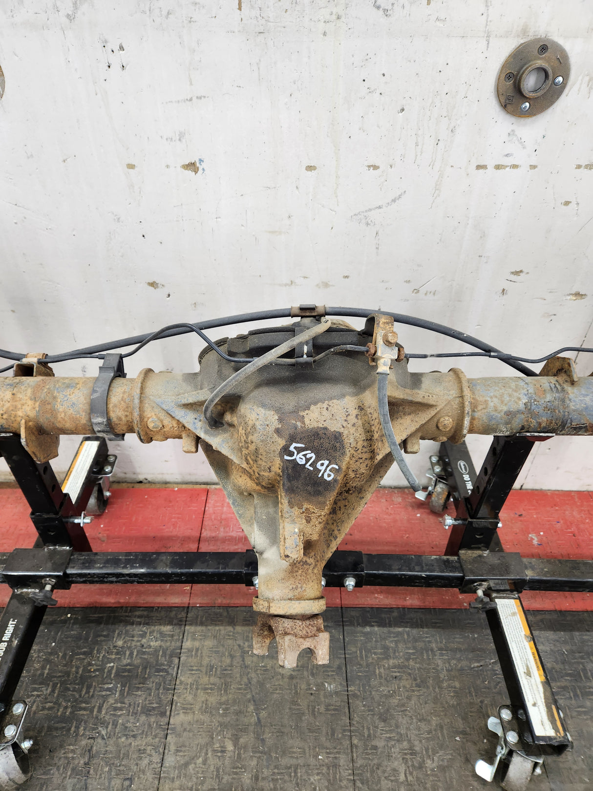 2005-2007 Chevrolet Silverado GMC Sierra 1500 3.23 Rear Axle