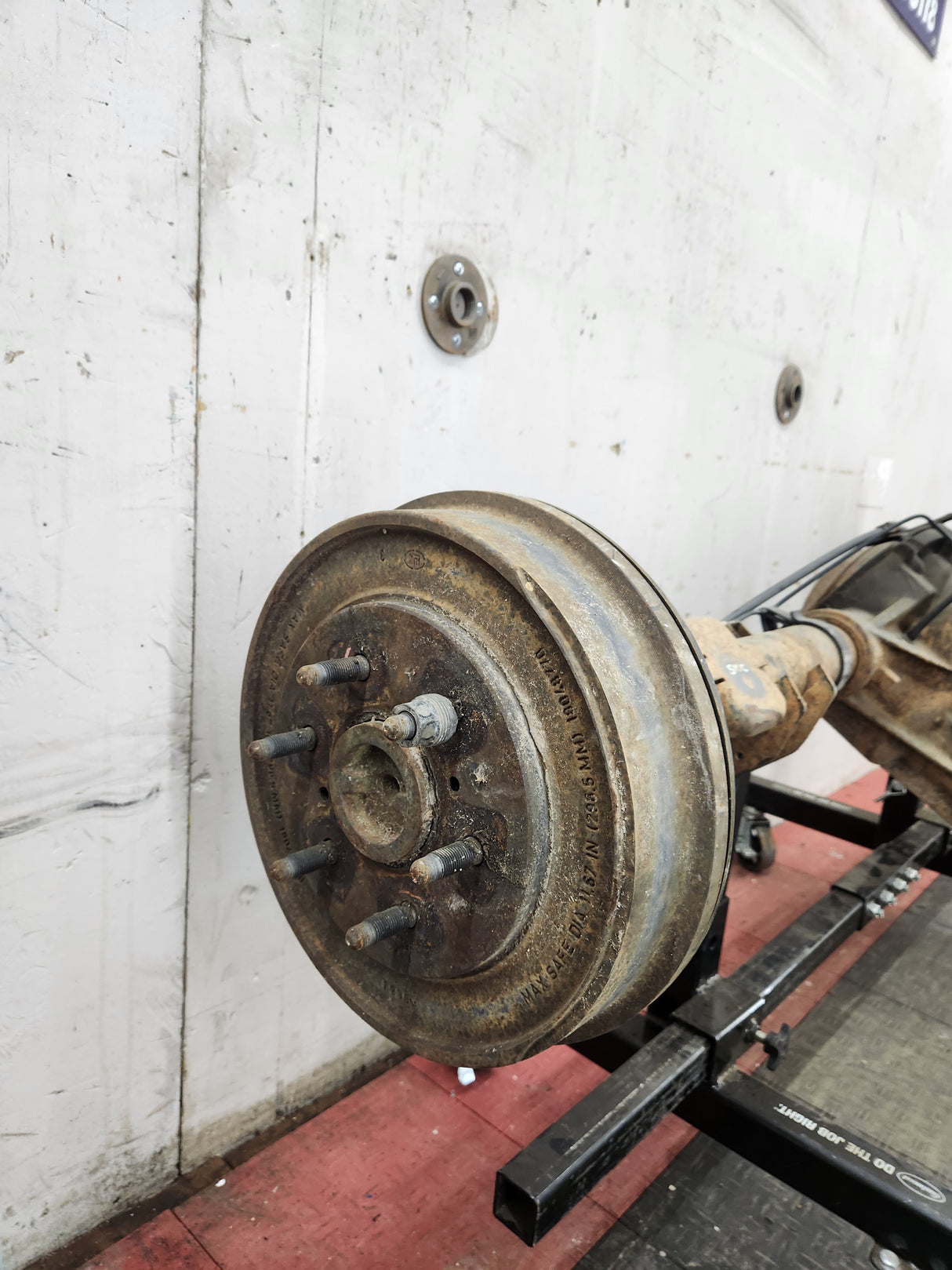 2005-2007 Chevrolet Silverado GMC Sierra 1500 3.23 Rear Axle