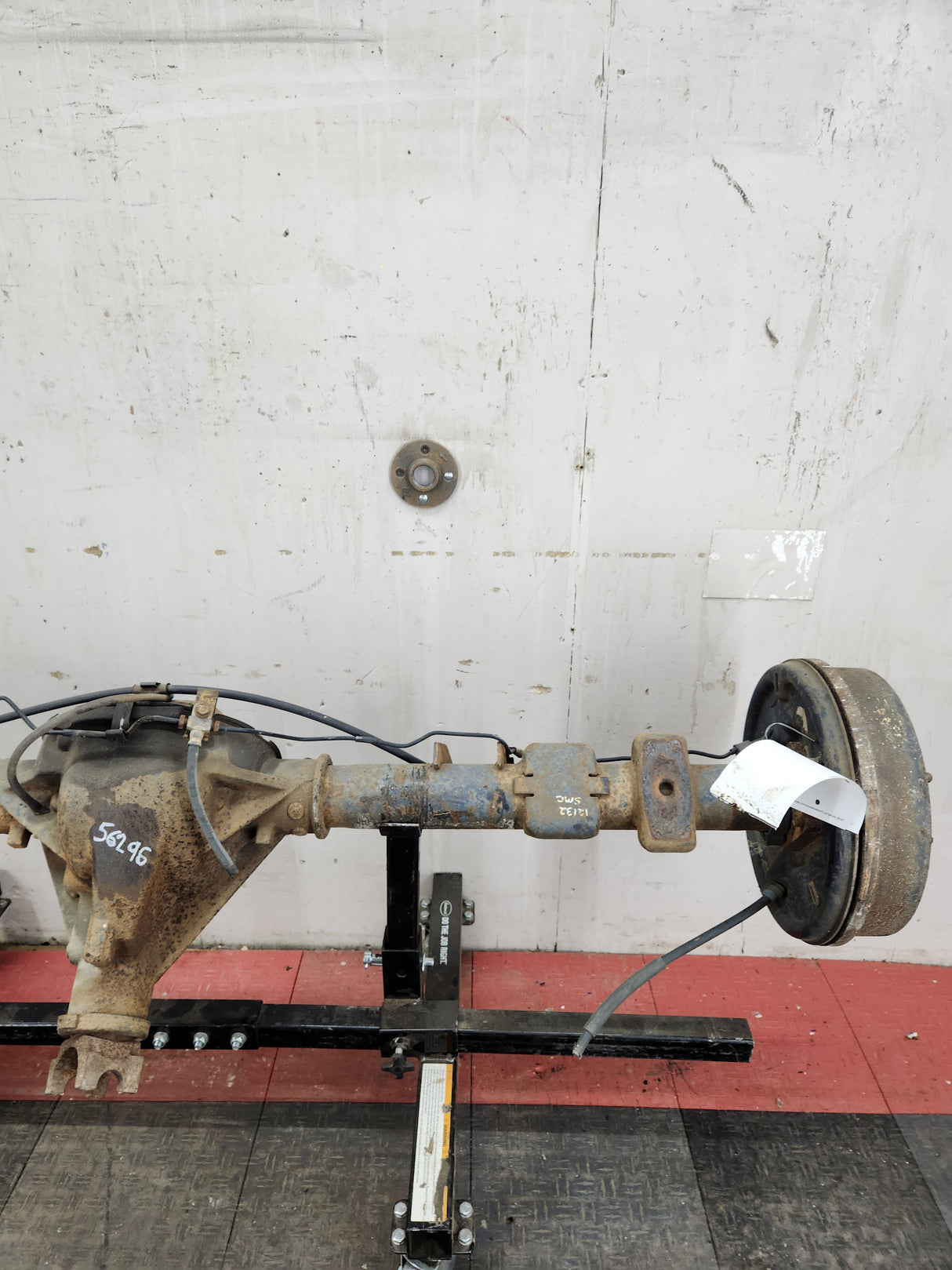 2005-2007 Chevrolet Silverado GMC Sierra 1500 3.23 Rear Axle