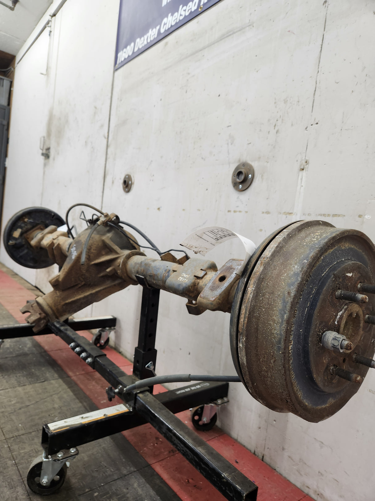 2005-2007 Chevrolet Silverado GMC Sierra 1500 3.23 Rear Axle