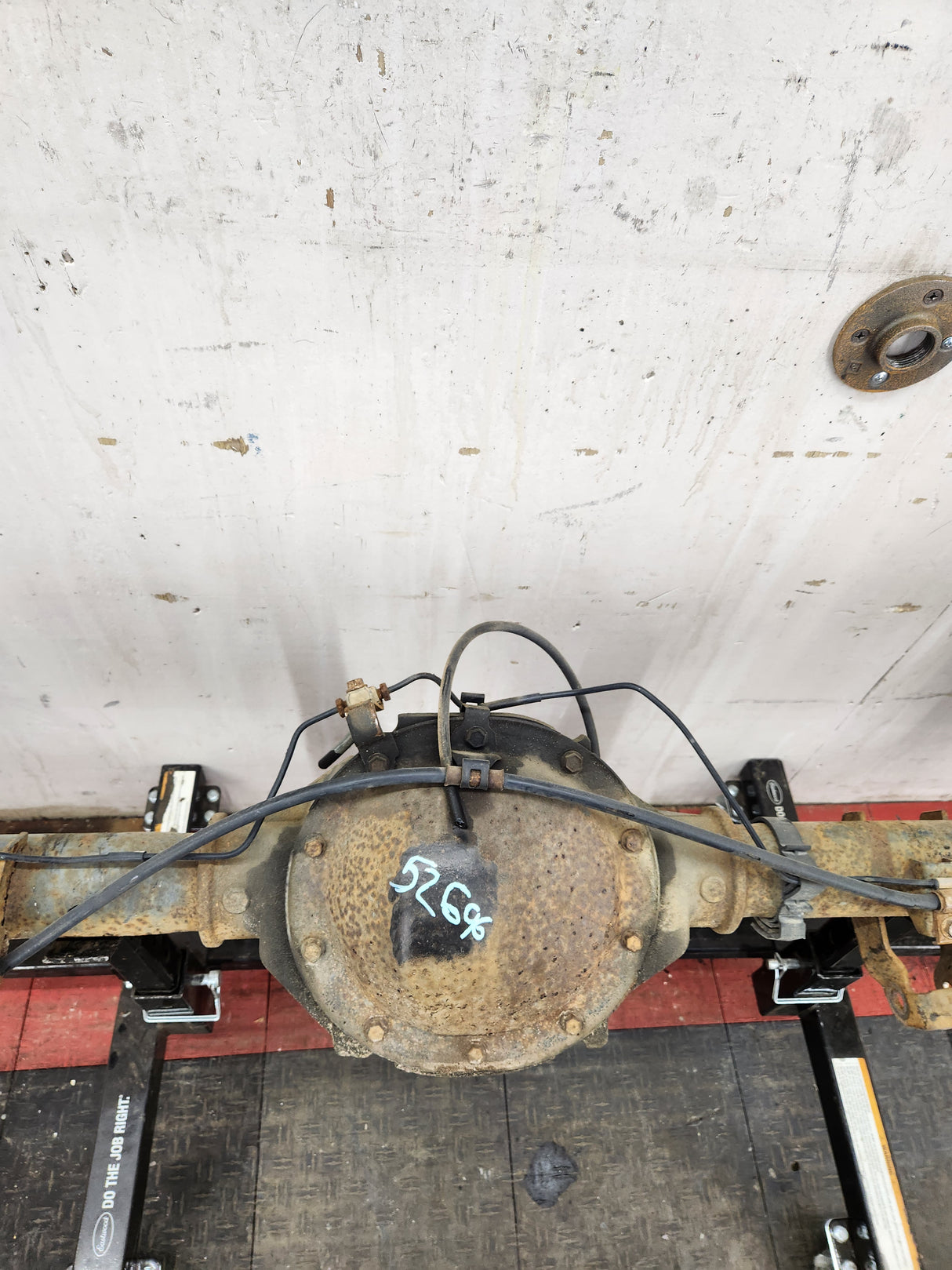 2005-2007 Chevrolet Silverado GMC Sierra 1500 3.23 Rear Axle