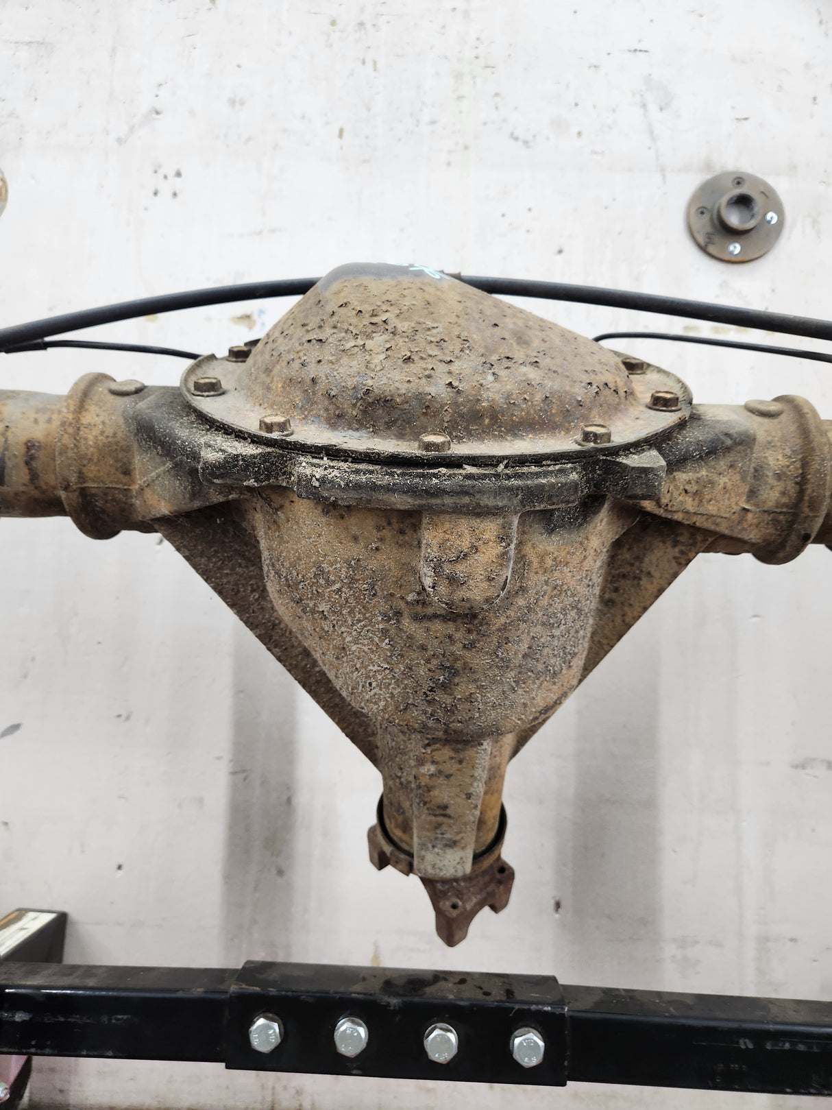 2005-2007 Chevrolet Silverado GMC Sierra 1500 3.23 Rear Axle