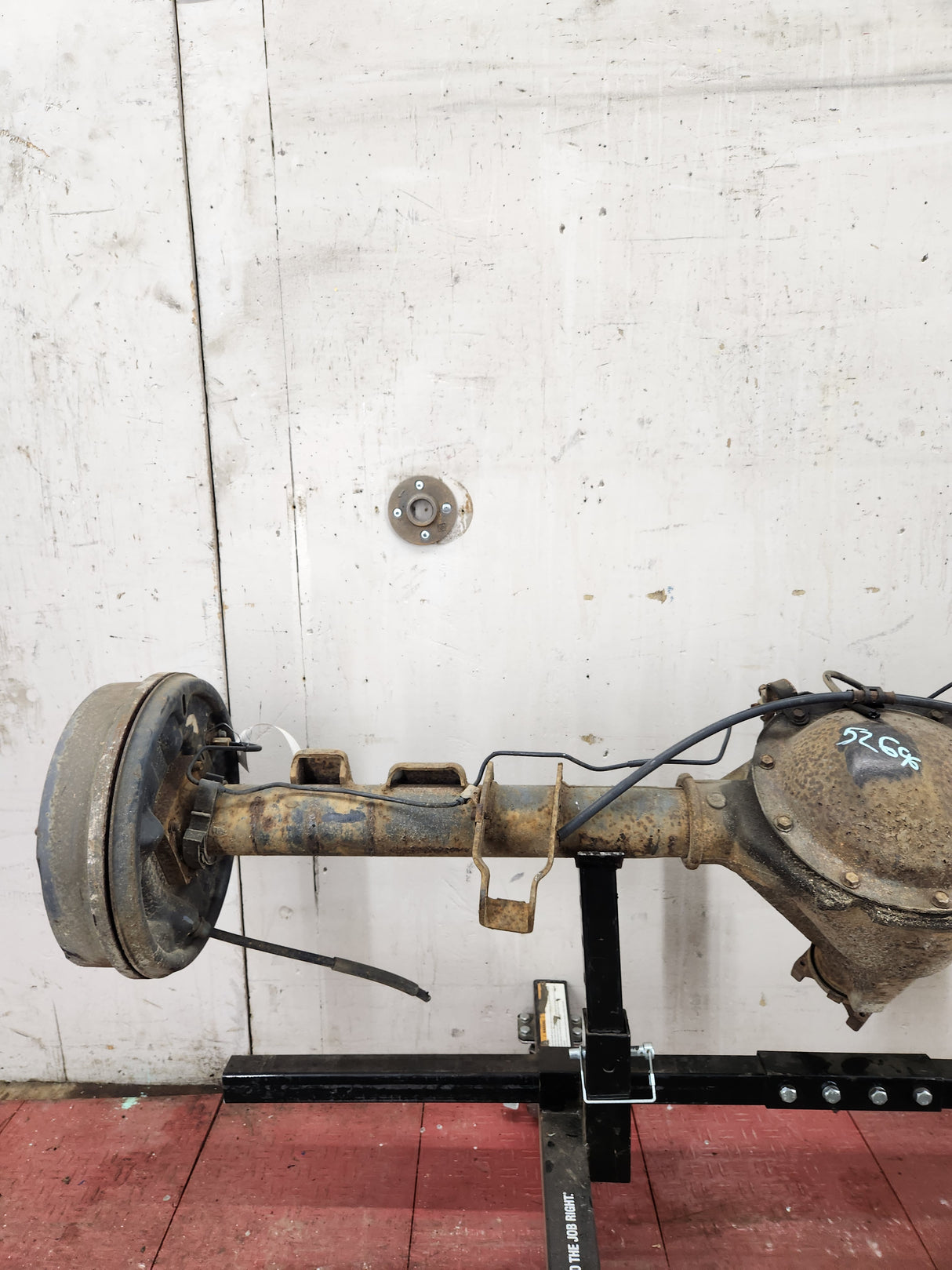 2005-2007 Chevrolet Silverado GMC Sierra 1500 3.23 Rear Axle