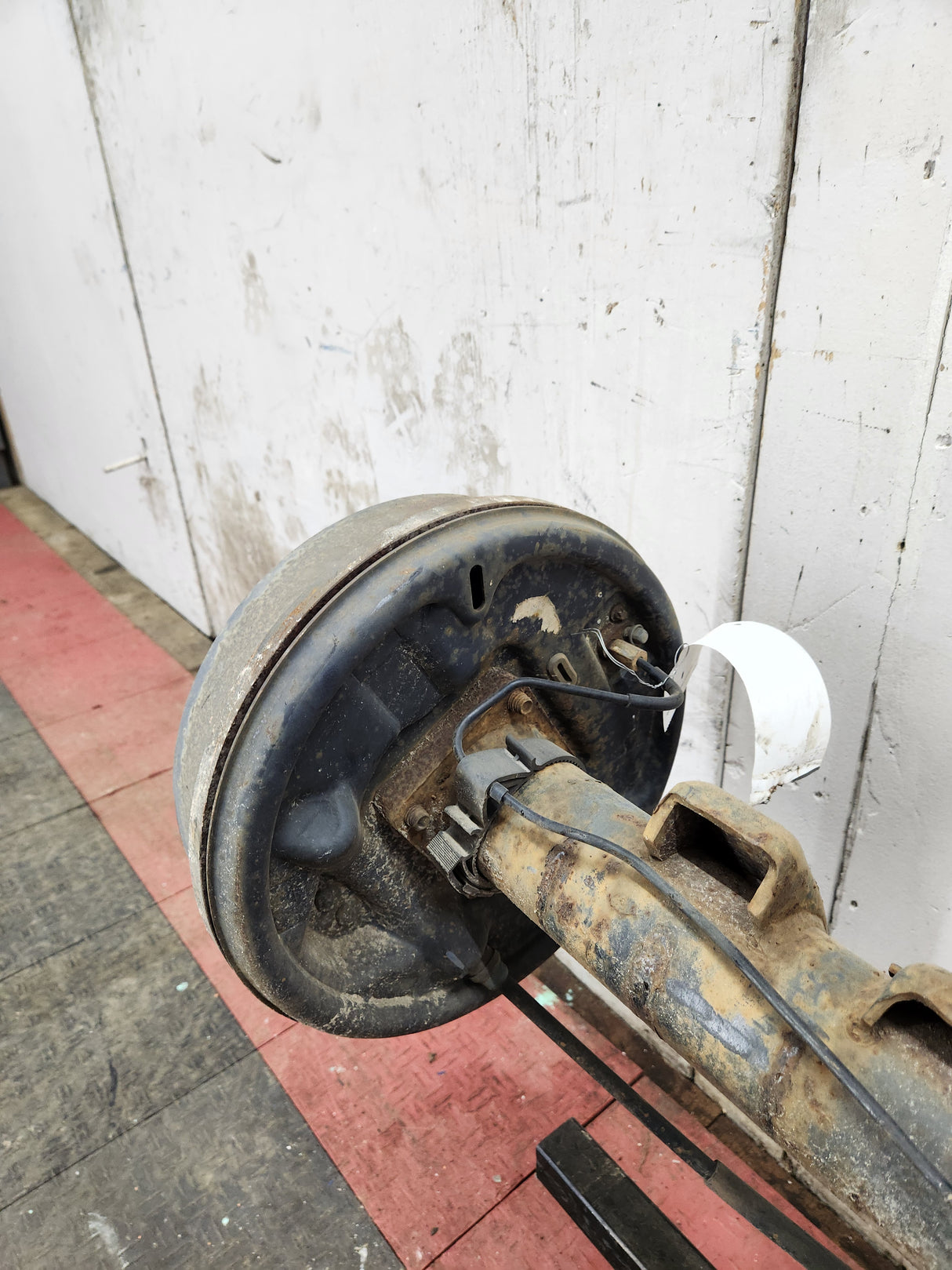 2005-2007 Chevrolet Silverado GMC Sierra 1500 3.23 Rear Axle