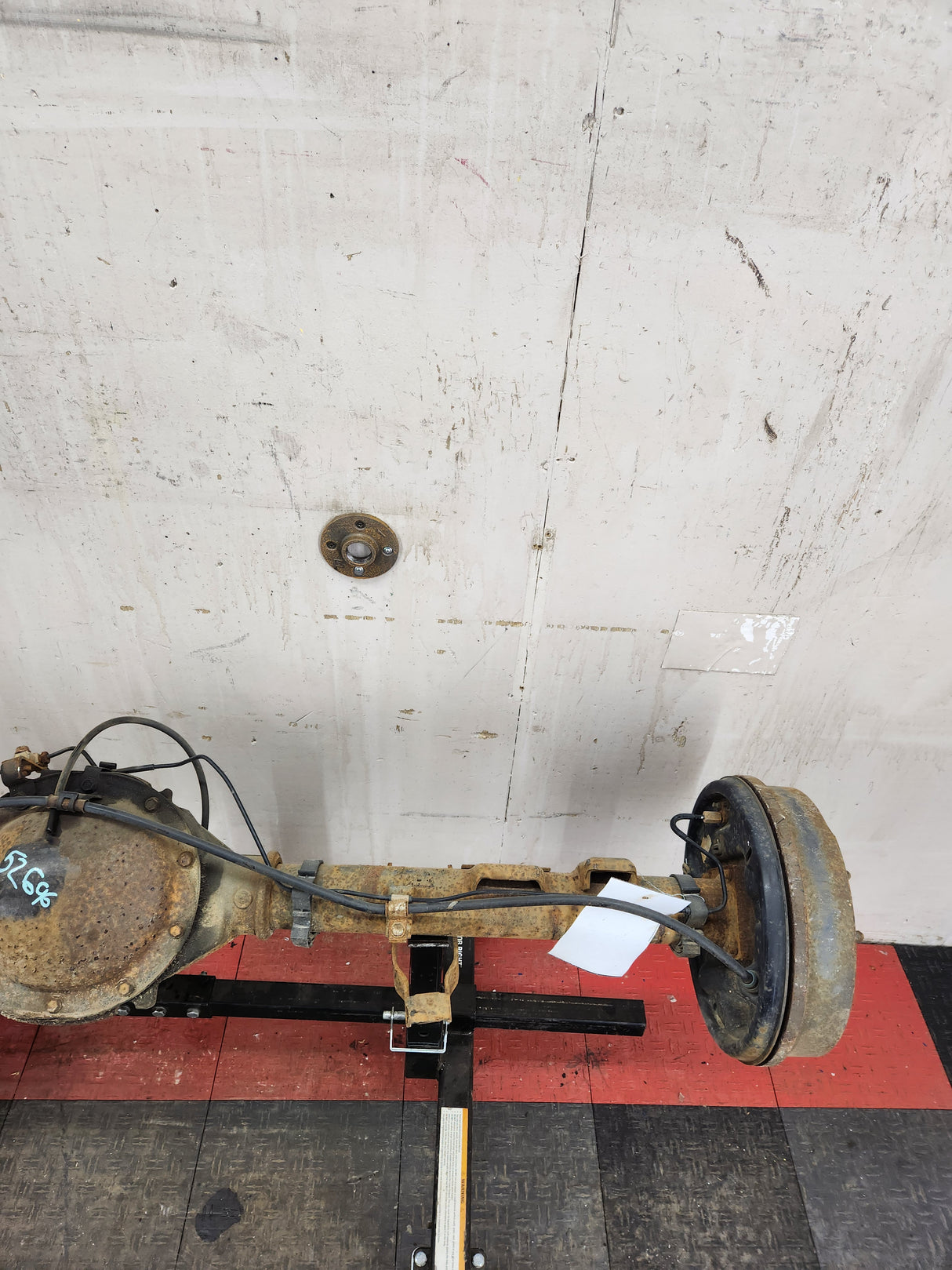 2005-2007 Chevrolet Silverado GMC Sierra 1500 3.23 Rear Axle