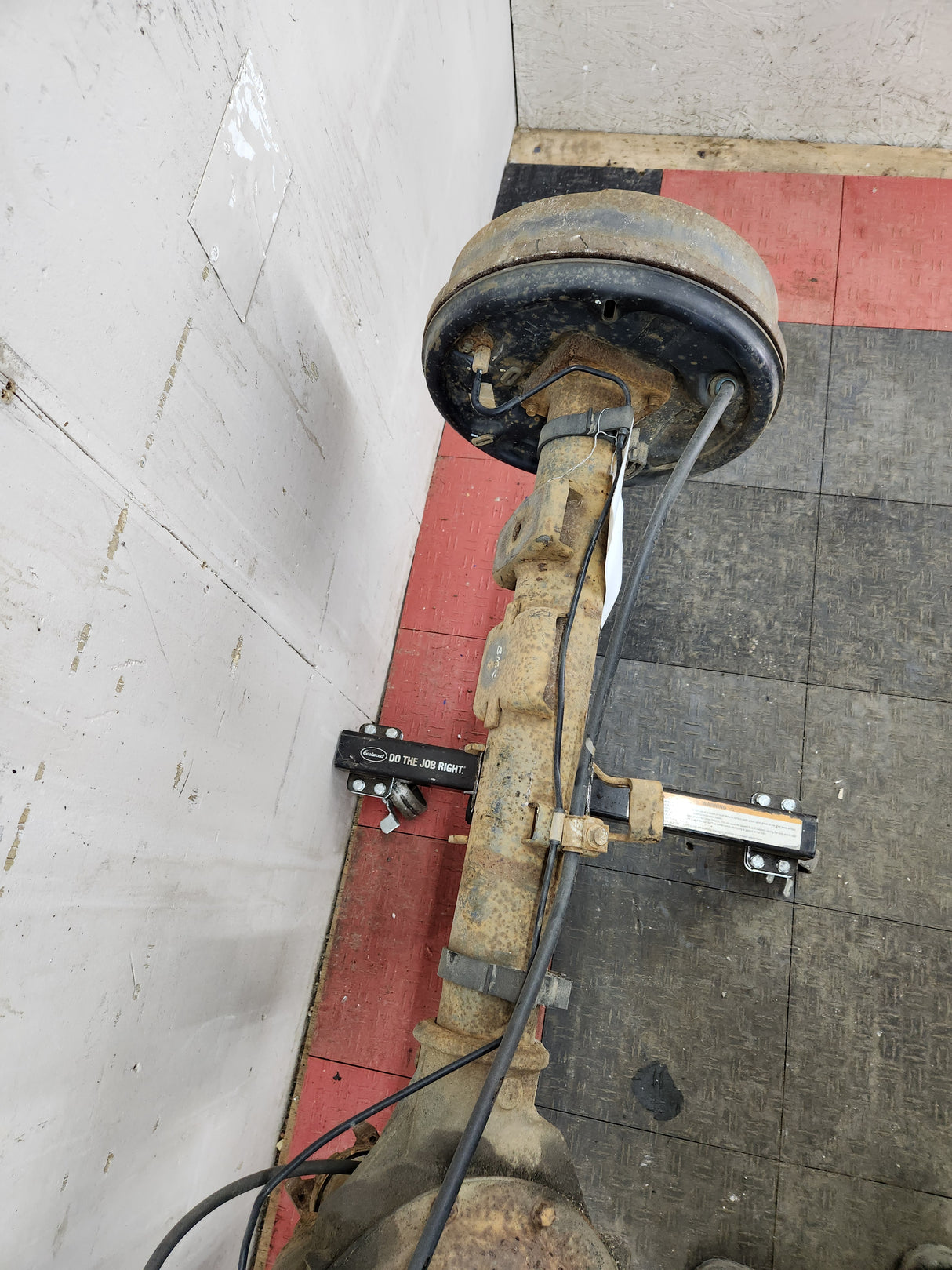 2005-2007 Chevrolet Silverado GMC Sierra 1500 3.23 Rear Axle