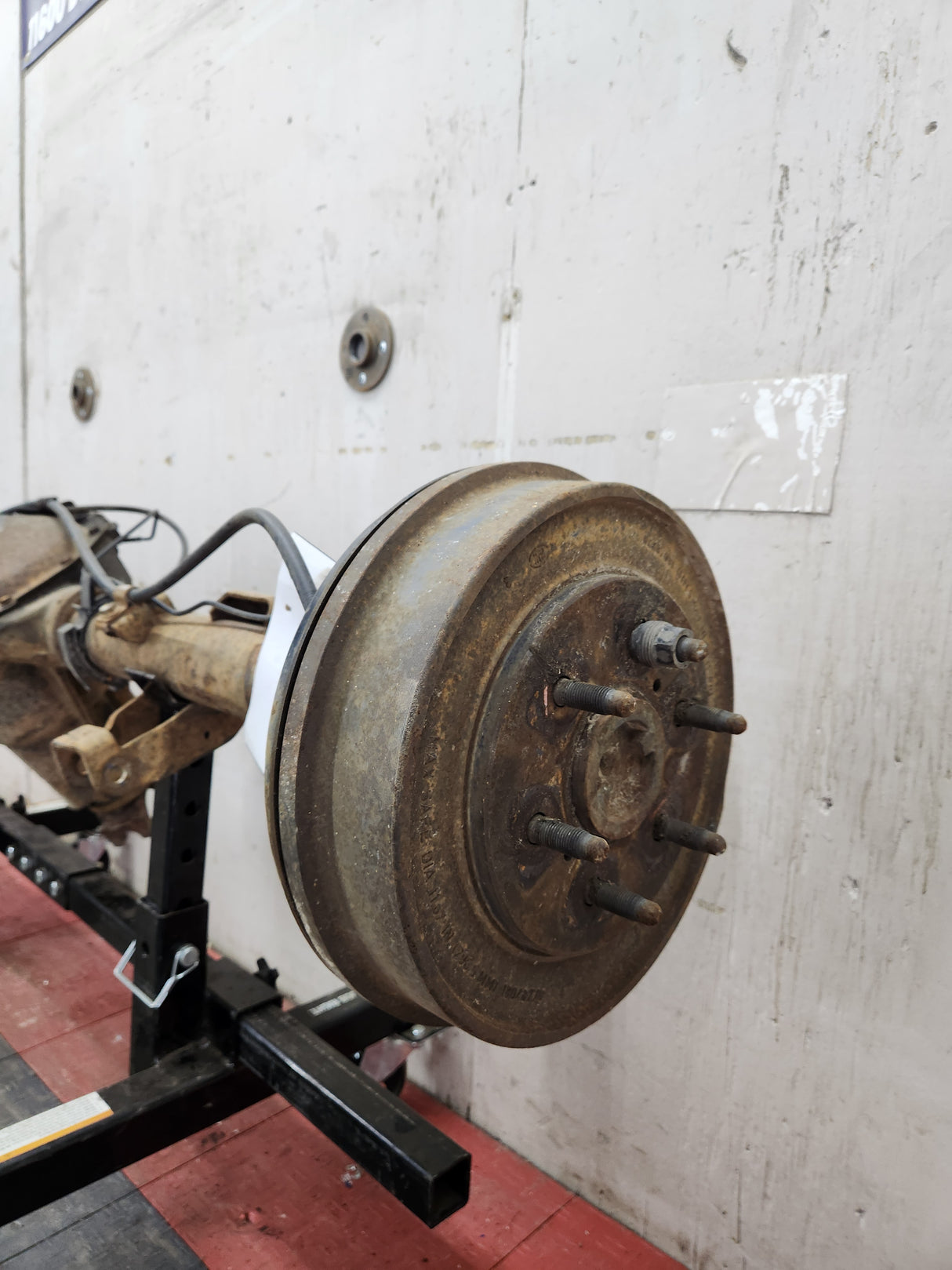 2005-2007 Chevrolet Silverado GMC Sierra 1500 3.23 Rear Axle