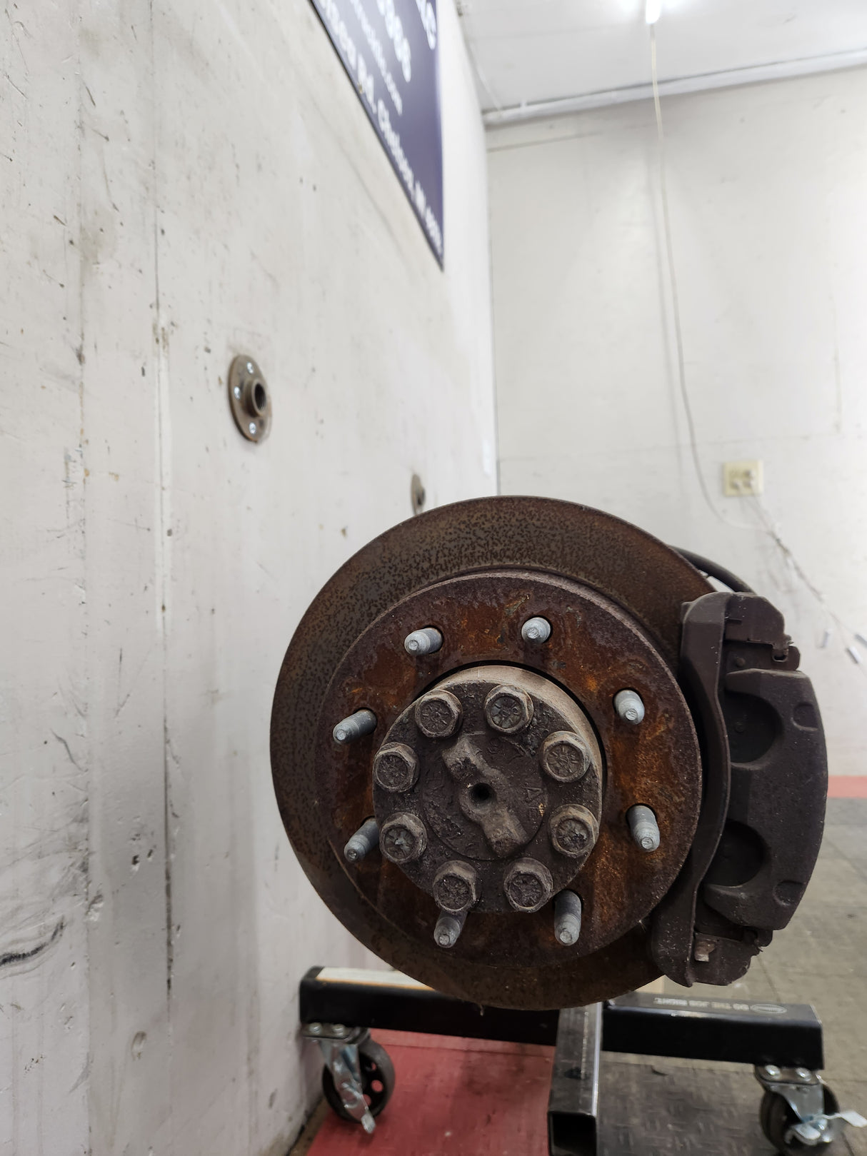 2001-2007 Chevrolet Silverado / GMC Sierra 2500 3500 HD Rear Axle 4.10 10.5"