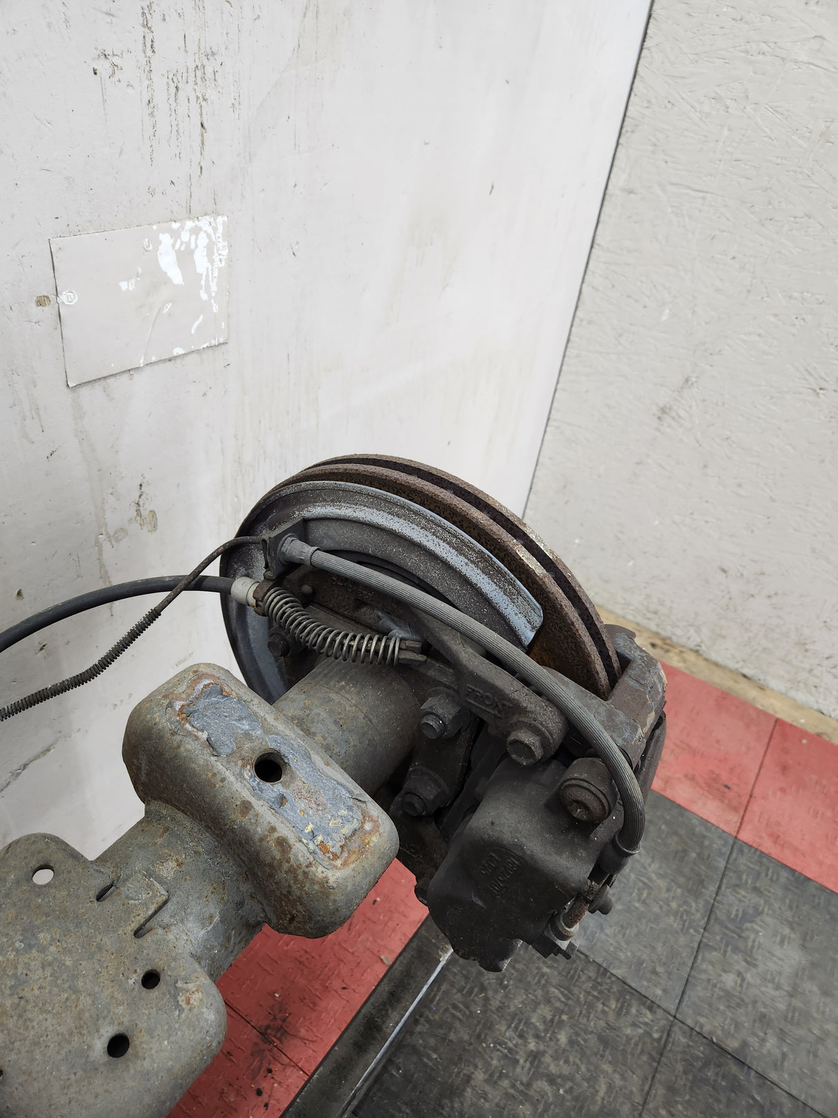 2001-2007 Chevrolet Silverado / GMC Sierra 2500 3500 HD Rear Axle 4.10 10.5"