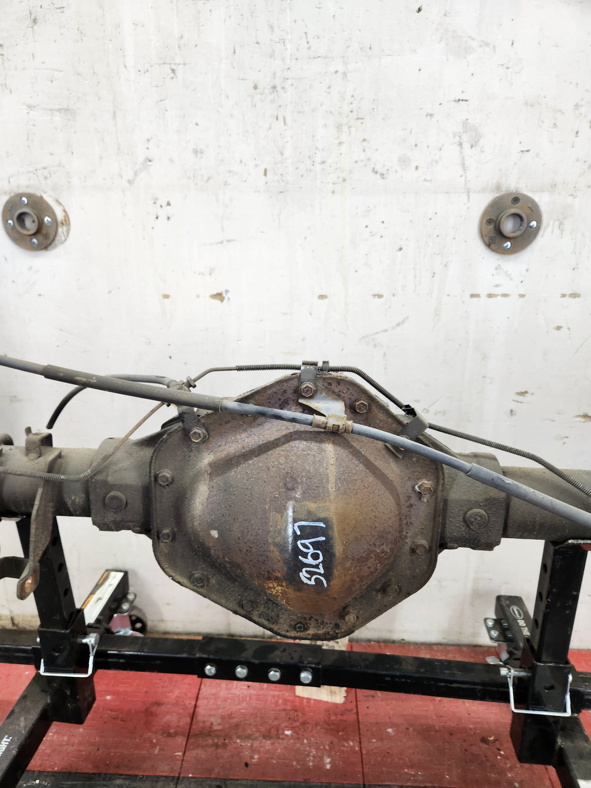 2001-2007 Chevrolet Silverado / GMC Sierra 2500 3500 HD Rear Axle 4.10 10.5"