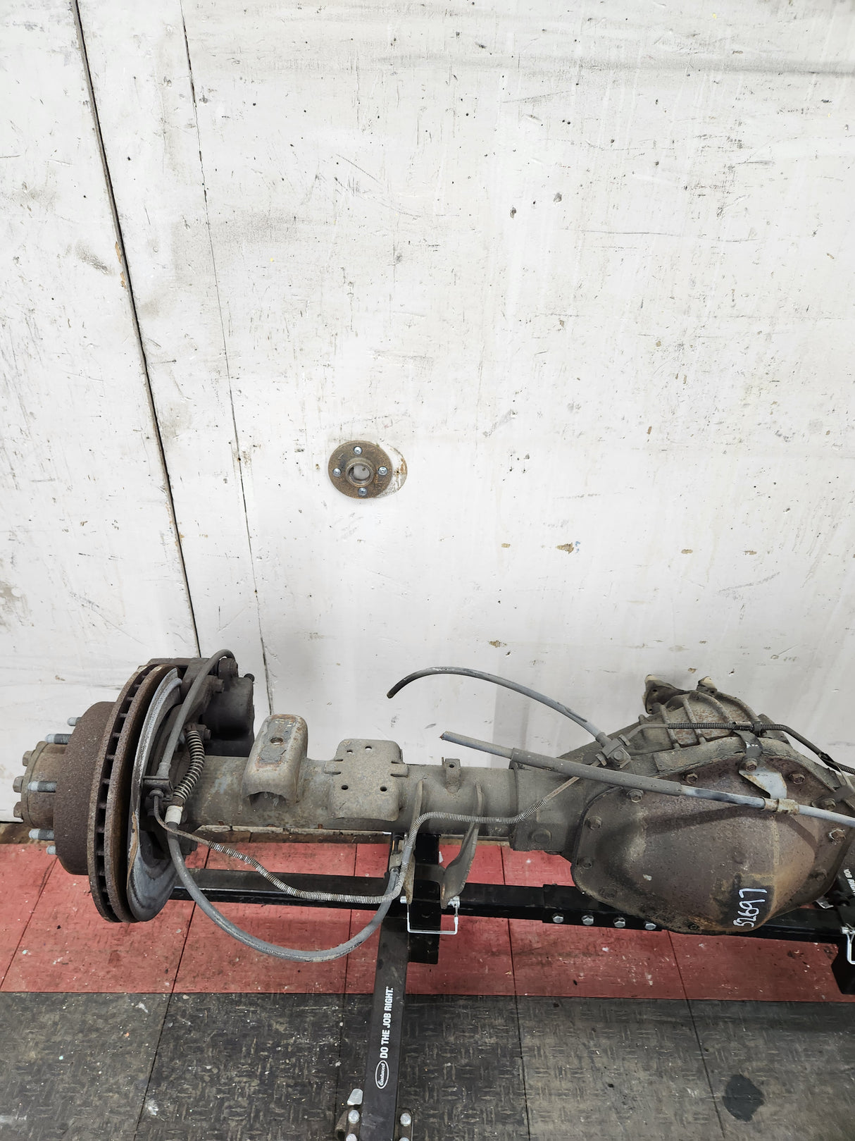 2001-2007 Chevrolet Silverado / GMC Sierra 2500 3500 HD Rear Axle 4.10 10.5"