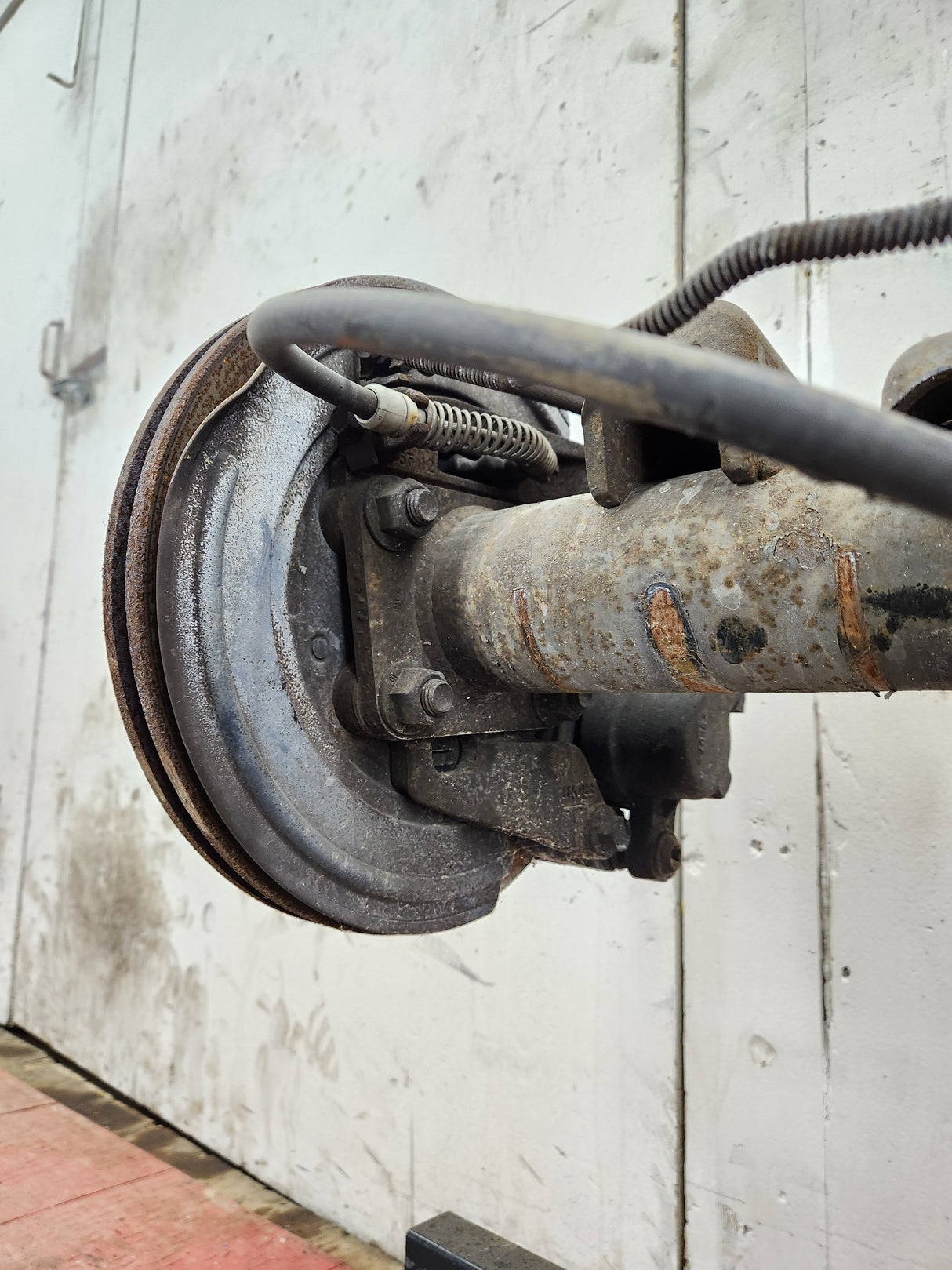 2001-2007 Chevrolet Silverado / GMC Sierra 2500 3500 HD Rear Axle 4.10 10.5"