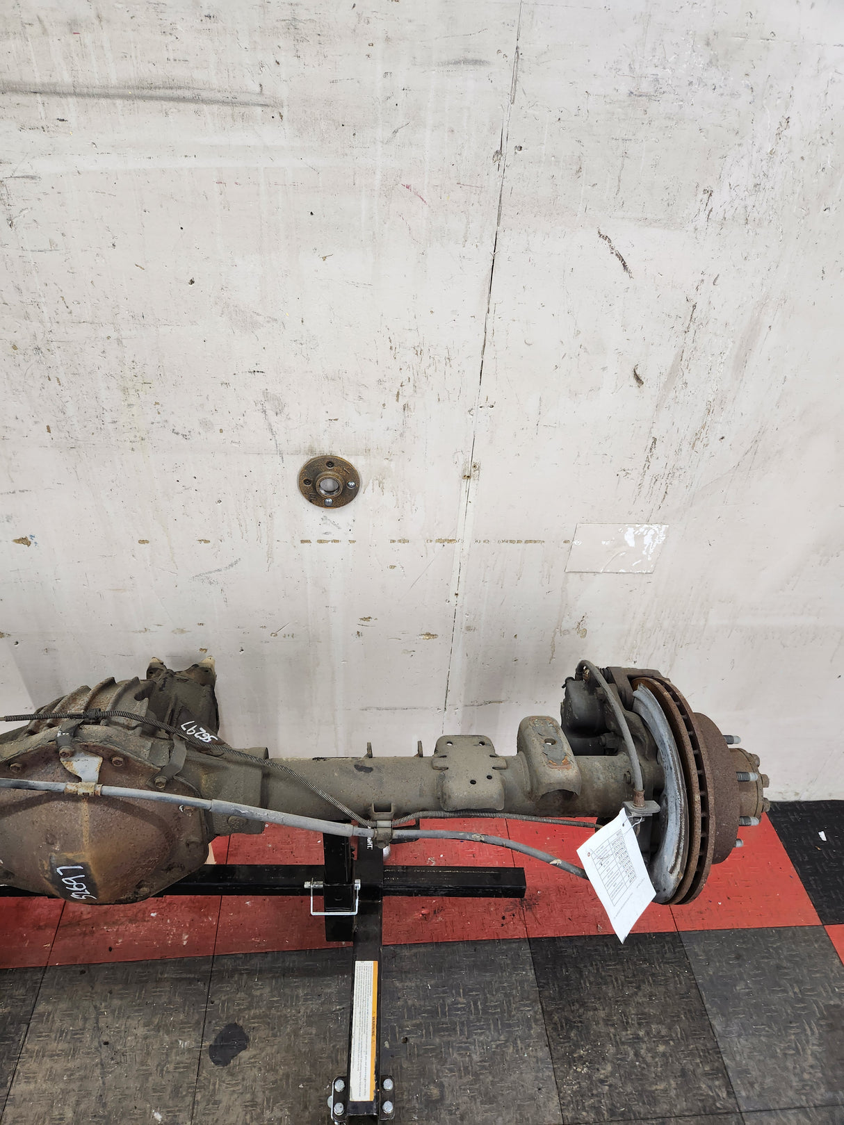 2001-2007 Chevrolet Silverado / GMC Sierra 2500 3500 HD Rear Axle 4.10 10.5"