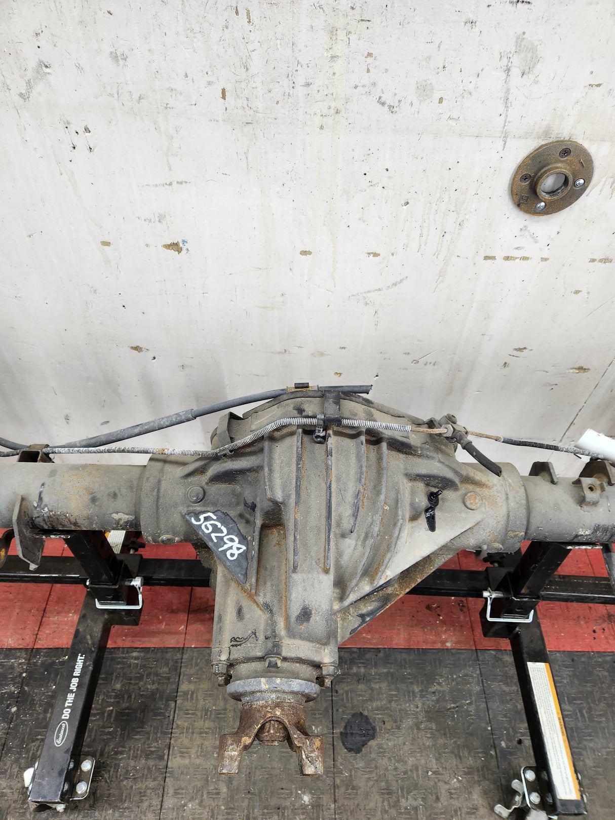 2001-2007 Chevrolet Silverado / GMC Sierra 2500 3500 HD Rear Axle 4.10 10.5"