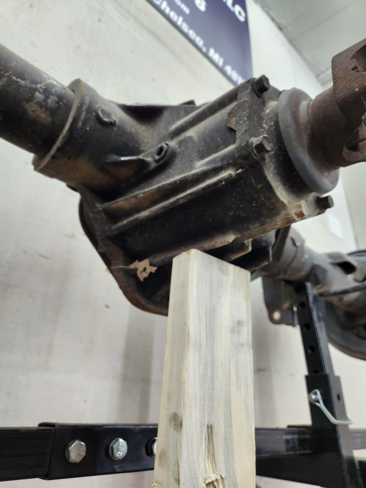 2001-2007 Chevrolet Silverado / GMC Sierra 2500 3500 HD Rear Axle 4.10 10.5"