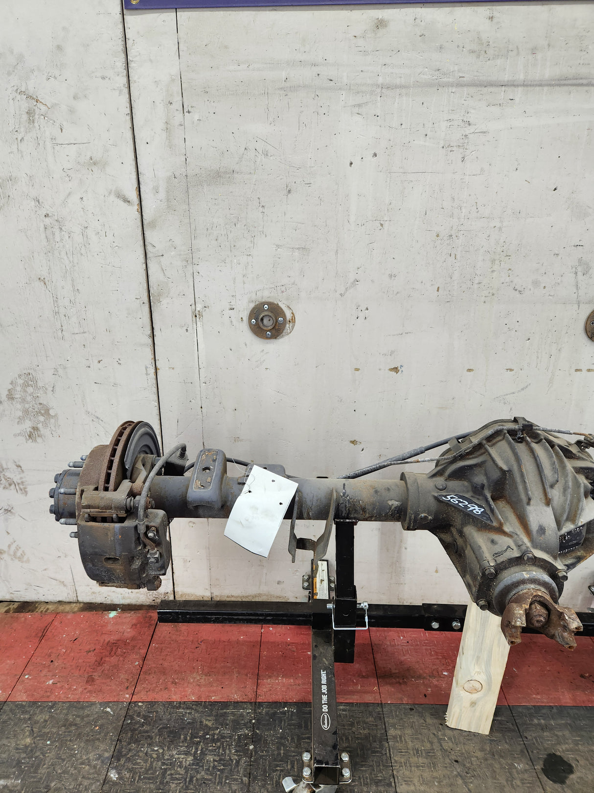 2001-2007 Chevrolet Silverado / GMC Sierra 2500 3500 HD Rear Axle 4.10 10.5"