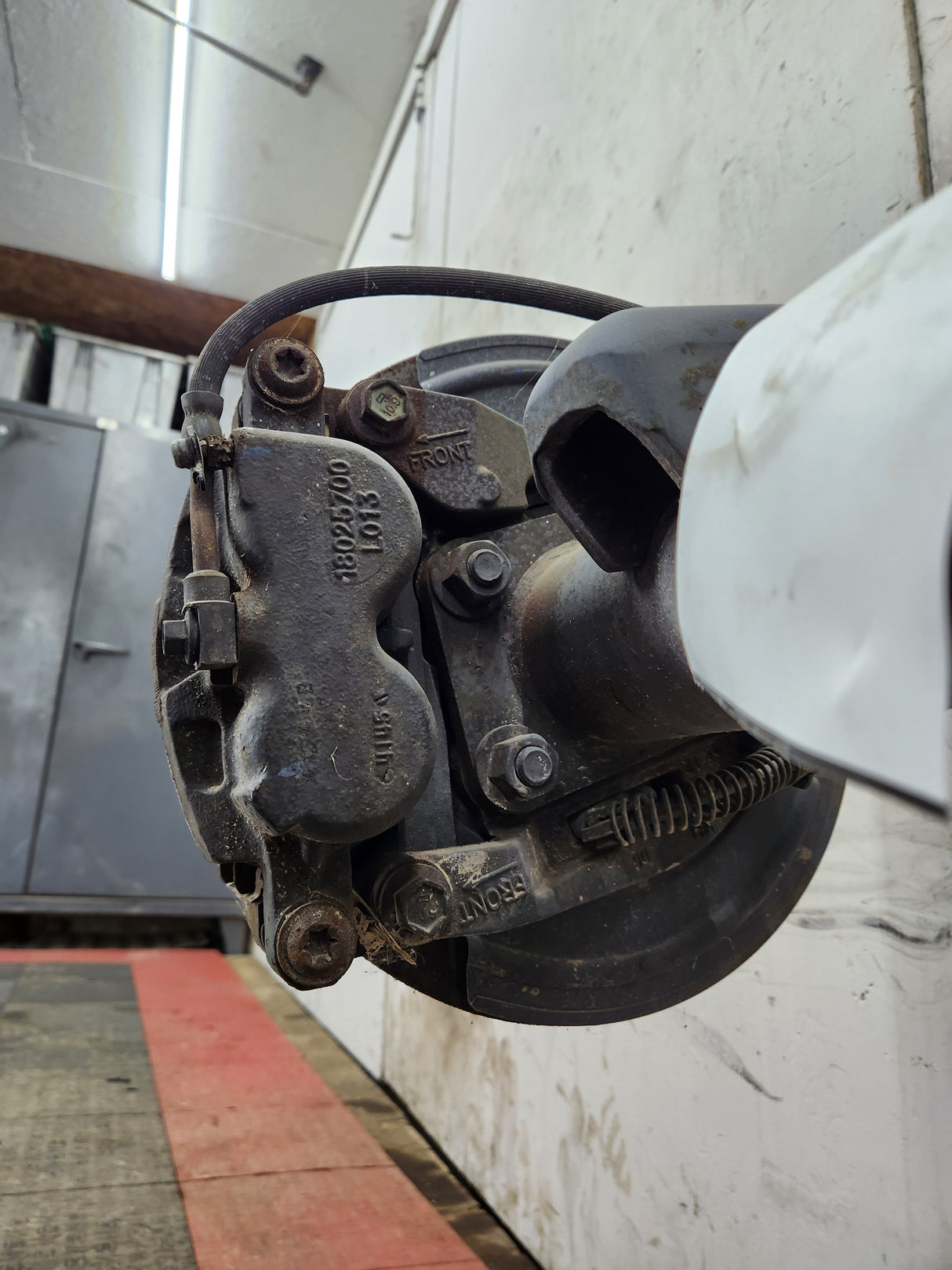 2001-2007 Chevrolet Silverado / GMC Sierra 2500 3500 HD Rear Axle 4.10 10.5"