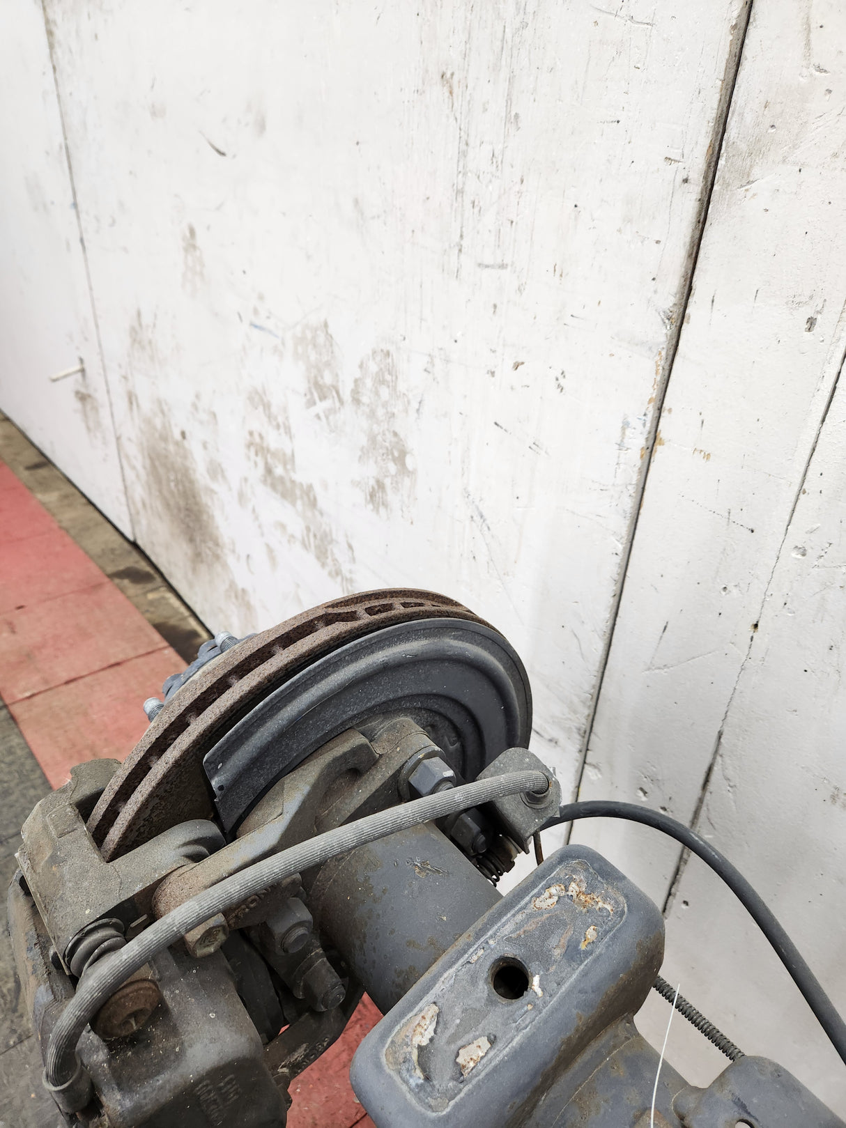 2001-2007 Chevrolet Silverado / GMC Sierra 2500 3500 HD Rear Axle 4.10 10.5"