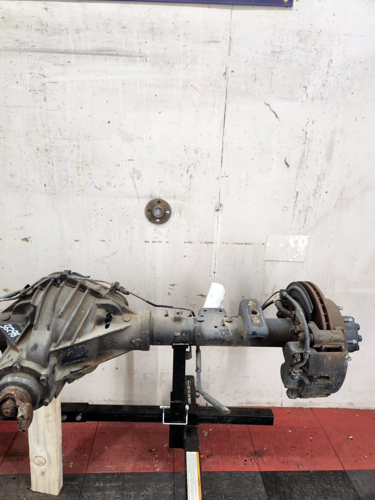 2001-2007 Chevrolet Silverado / GMC Sierra 2500 3500 HD Rear Axle 4.10 10.5"