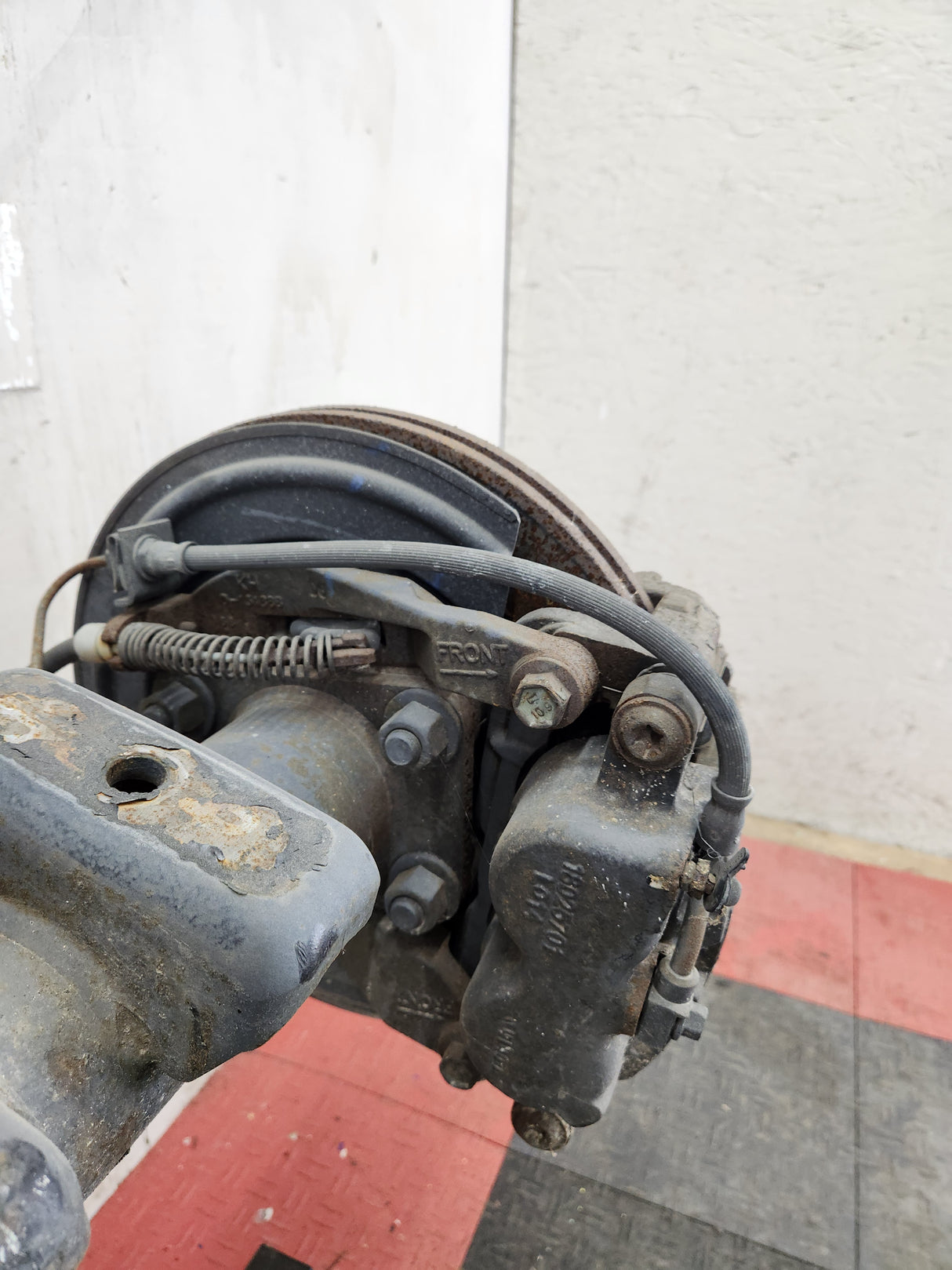 2001-2007 Chevrolet Silverado / GMC Sierra 2500 3500 HD Rear Axle 4.10 10.5"