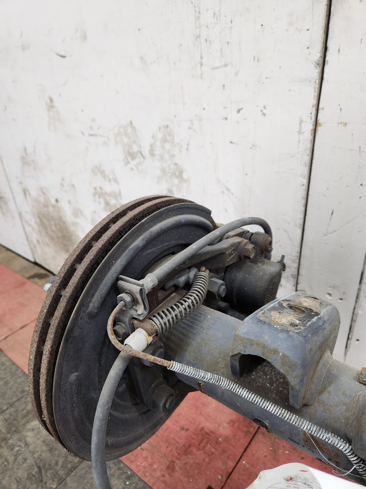 2001-2007 Chevrolet Silverado / GMC Sierra 2500 3500 HD Rear Axle 4.10 10.5"