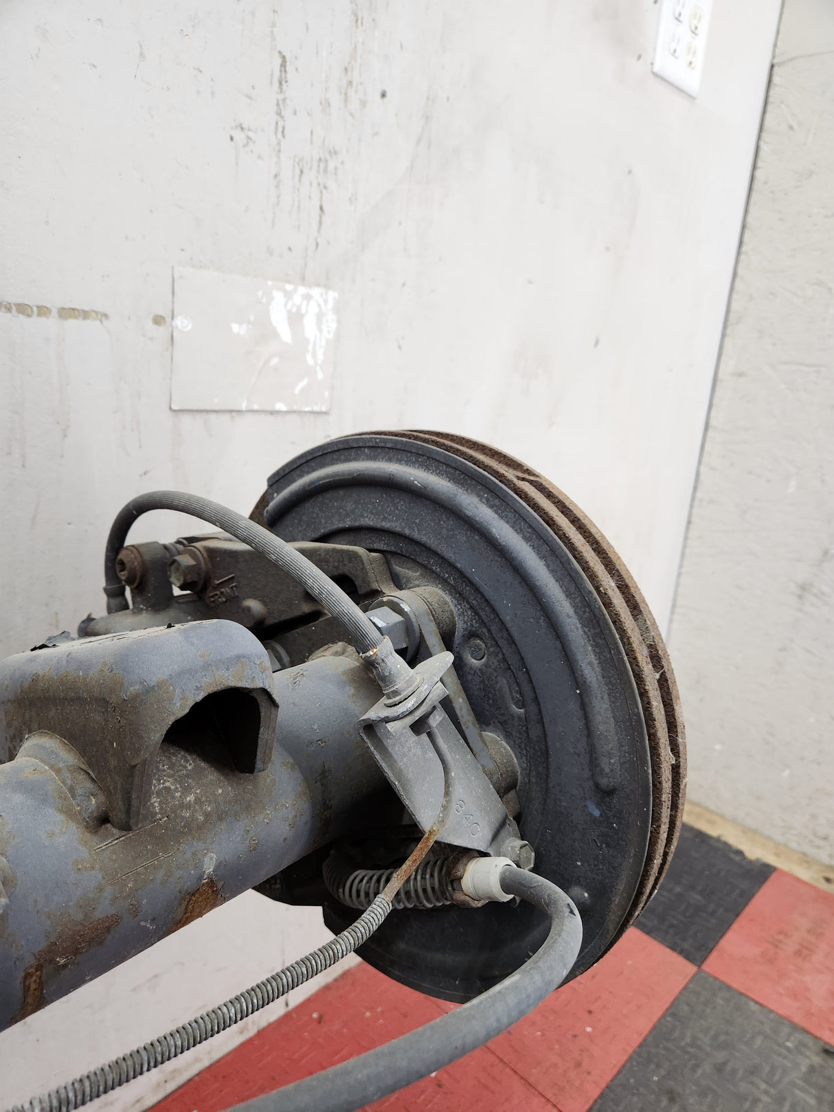 2001-2007 Chevrolet Silverado / GMC Sierra 2500 3500 HD Rear Axle 4.10 10.5"