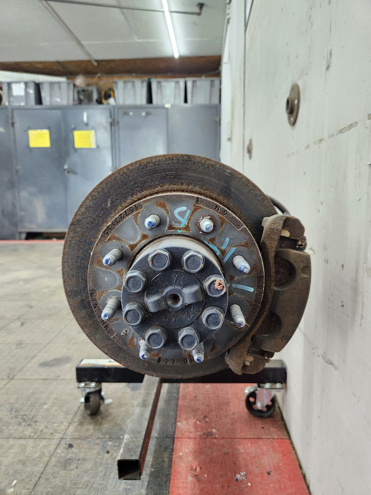 2001-2007 Chevrolet Silverado / GMC Sierra 2500 3500 HD Rear Axle 4.10 10.5"