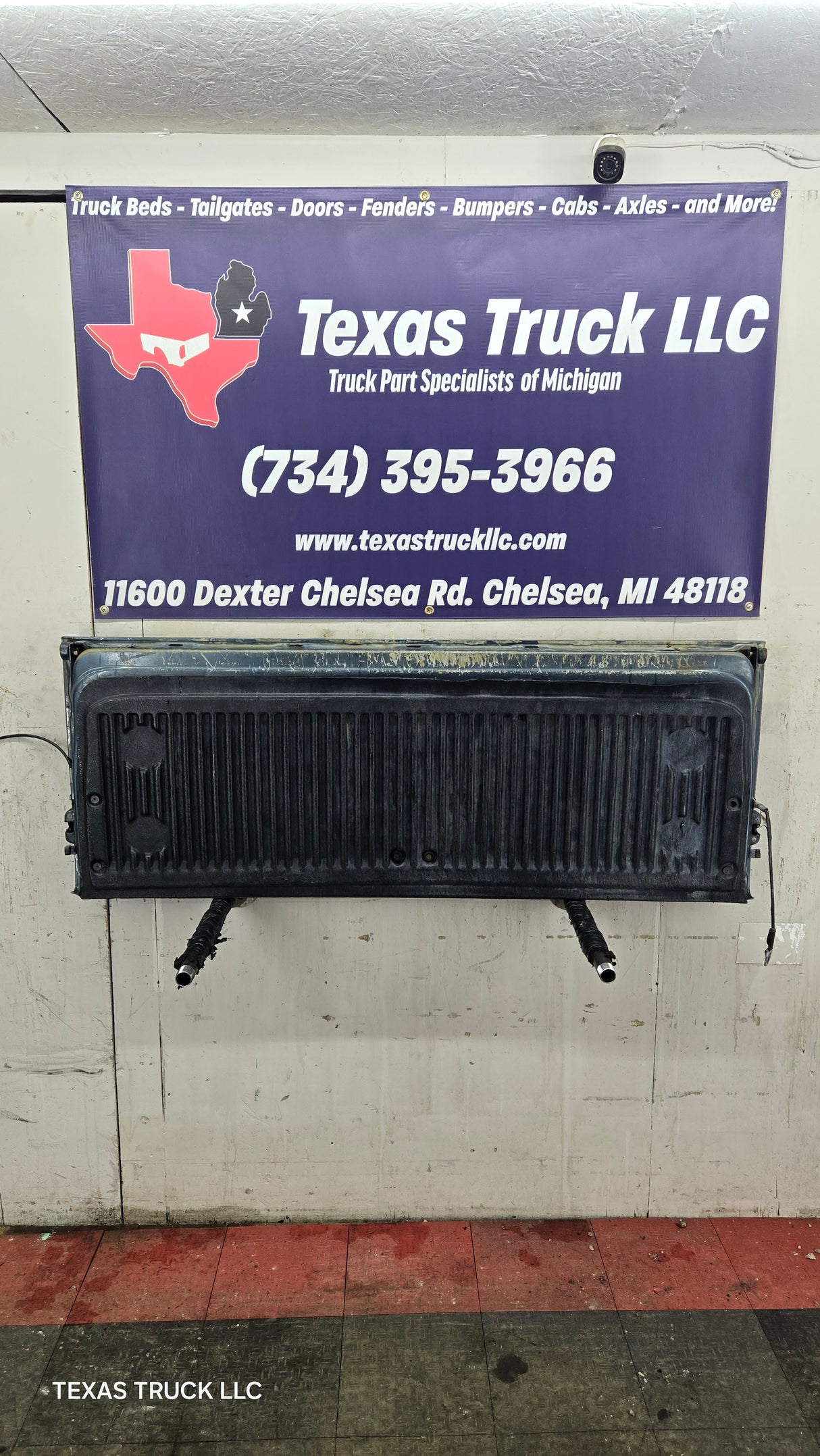 2007-2013 Chevrolet Silverado / GMC Sierra 1500 2500 3500 HD Tailgate