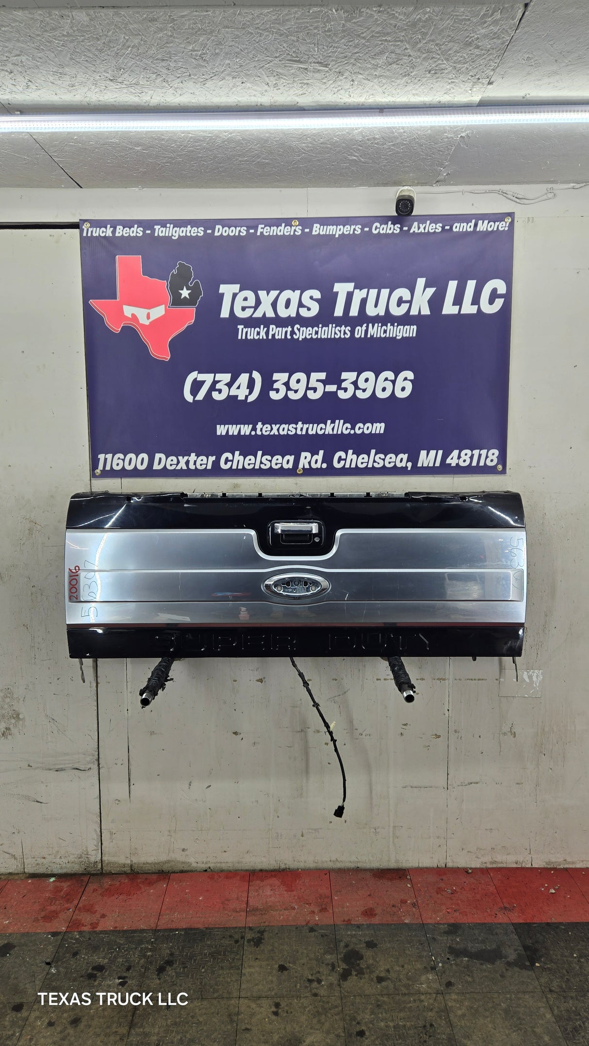 2008-2016 Ford Super Duty Platinum Tailgate F250 F350 F450 F550 W/Step