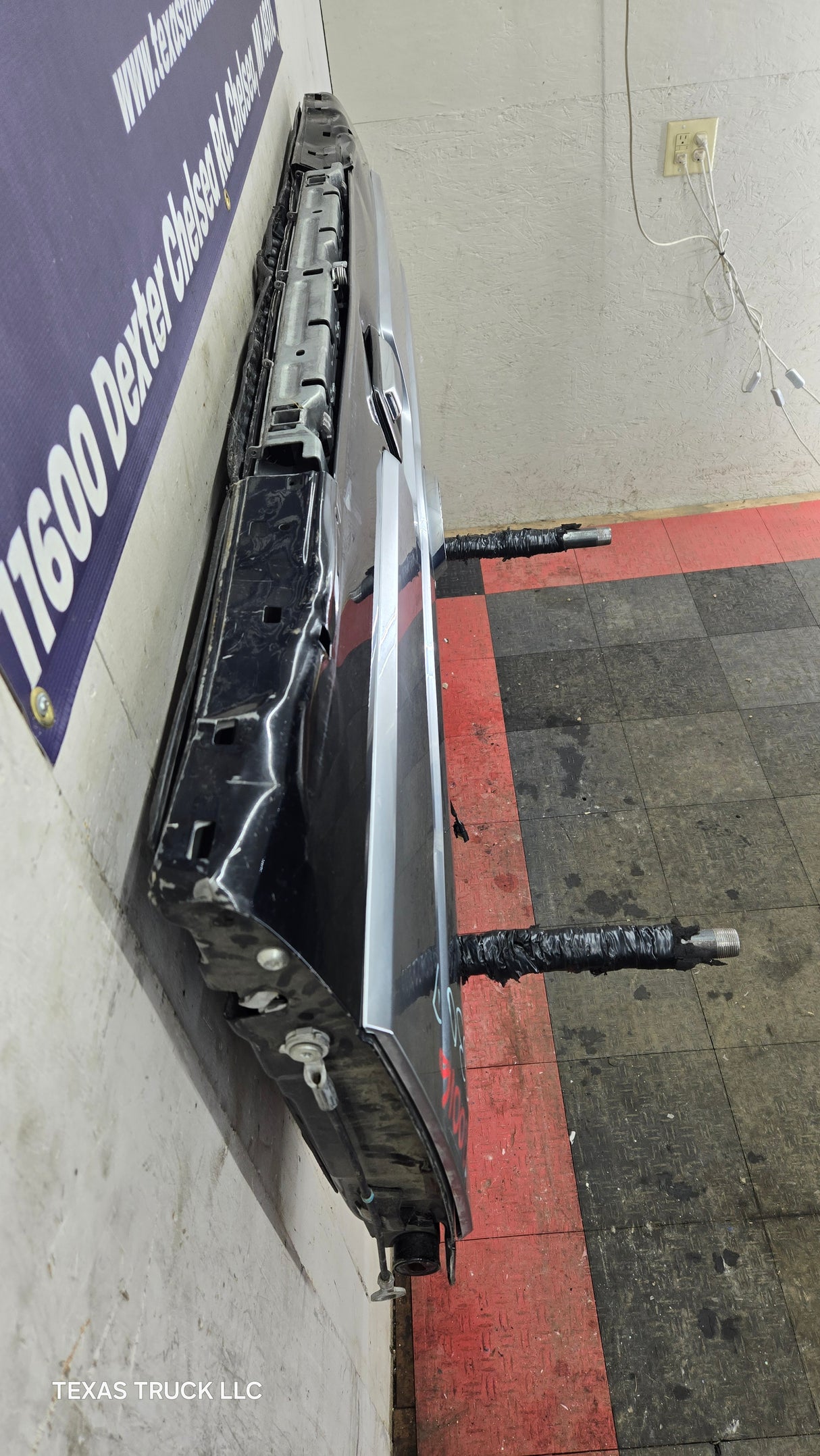 2008-2016 Ford Super Duty Platinum Tailgate F250 F350 F450 F550 W/Step